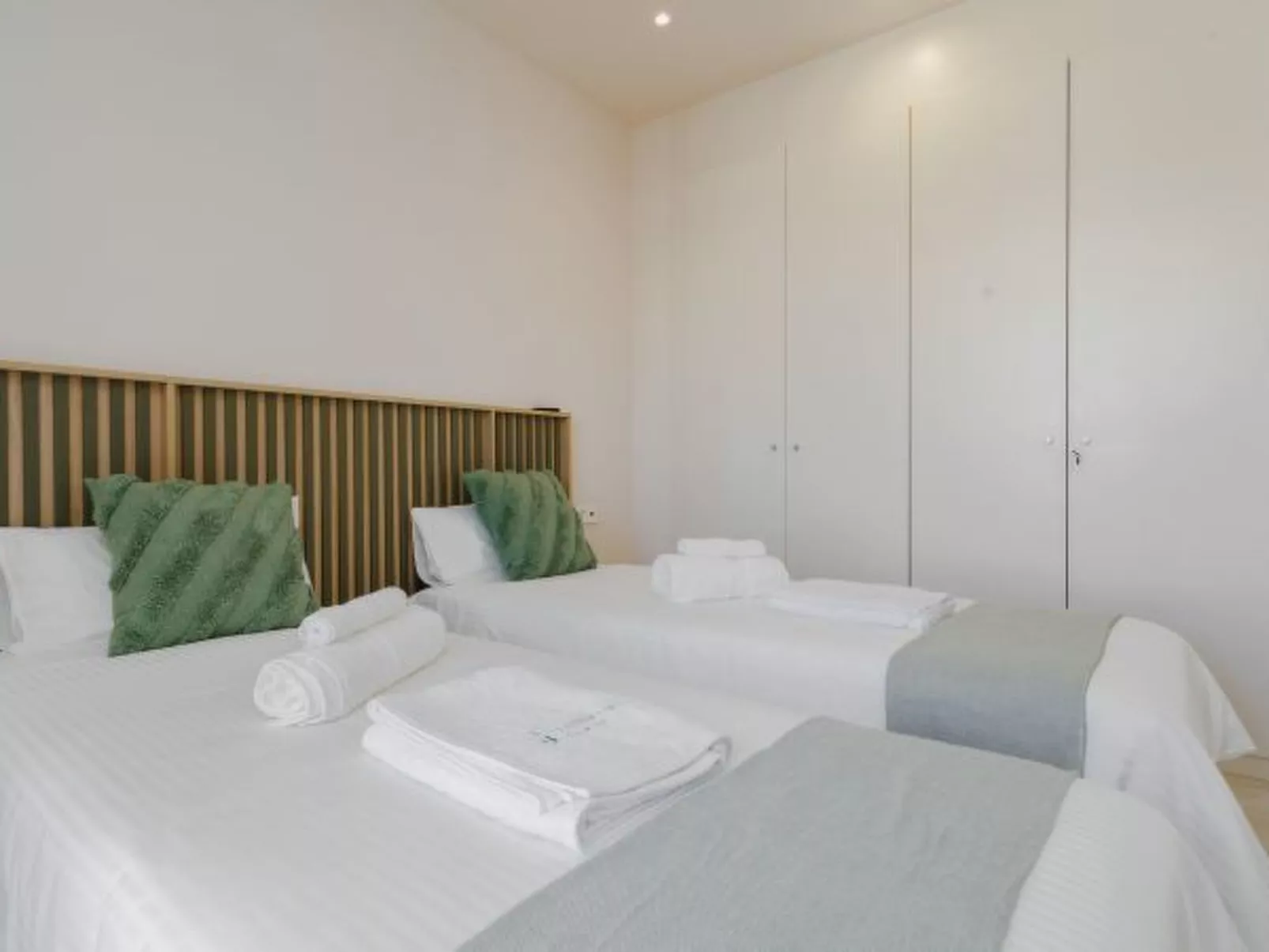 Jardinana - apartment with two bedrooms close to b - Image-tags.info