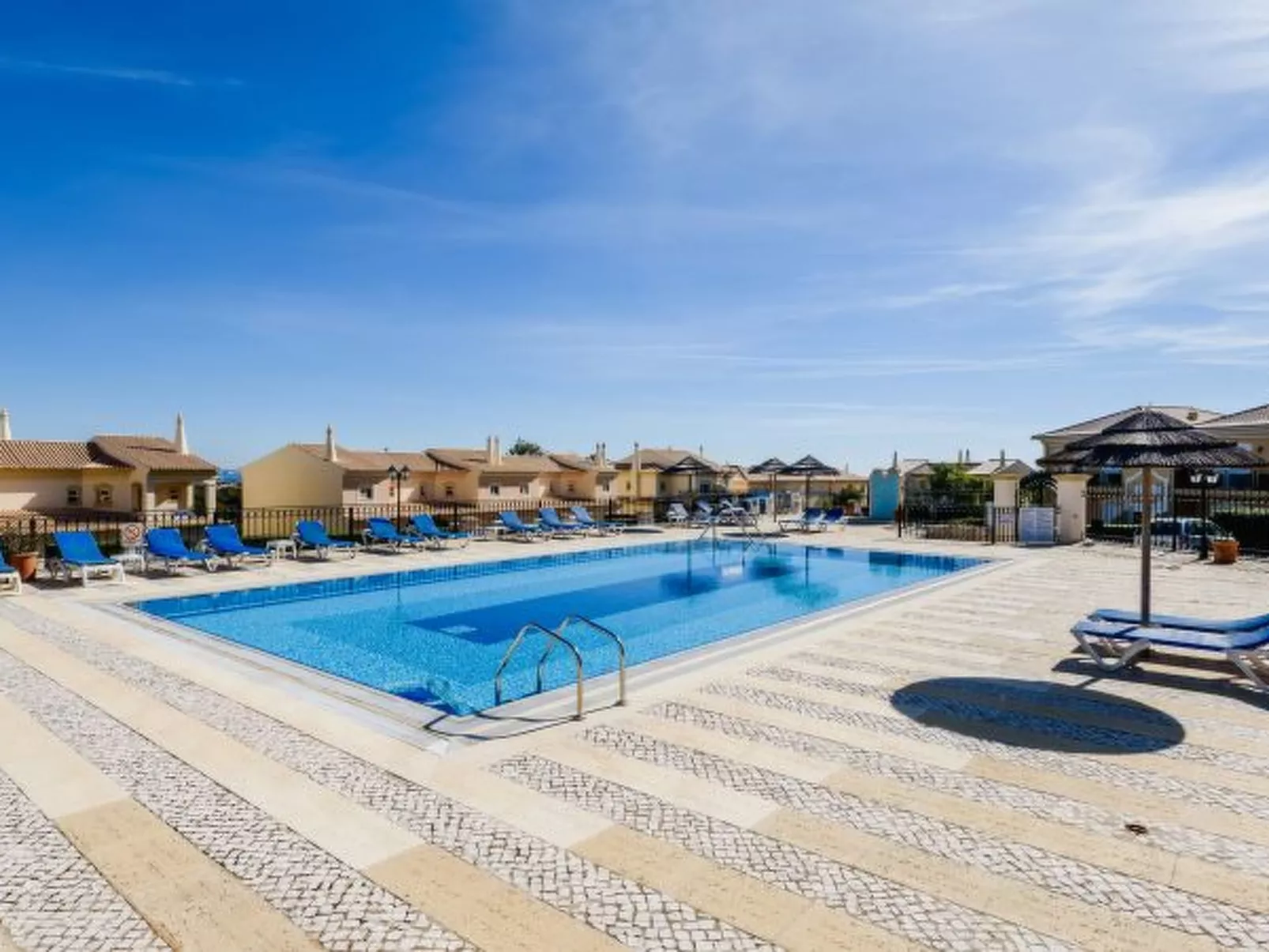 Boavista Charming Apartment - Buiten