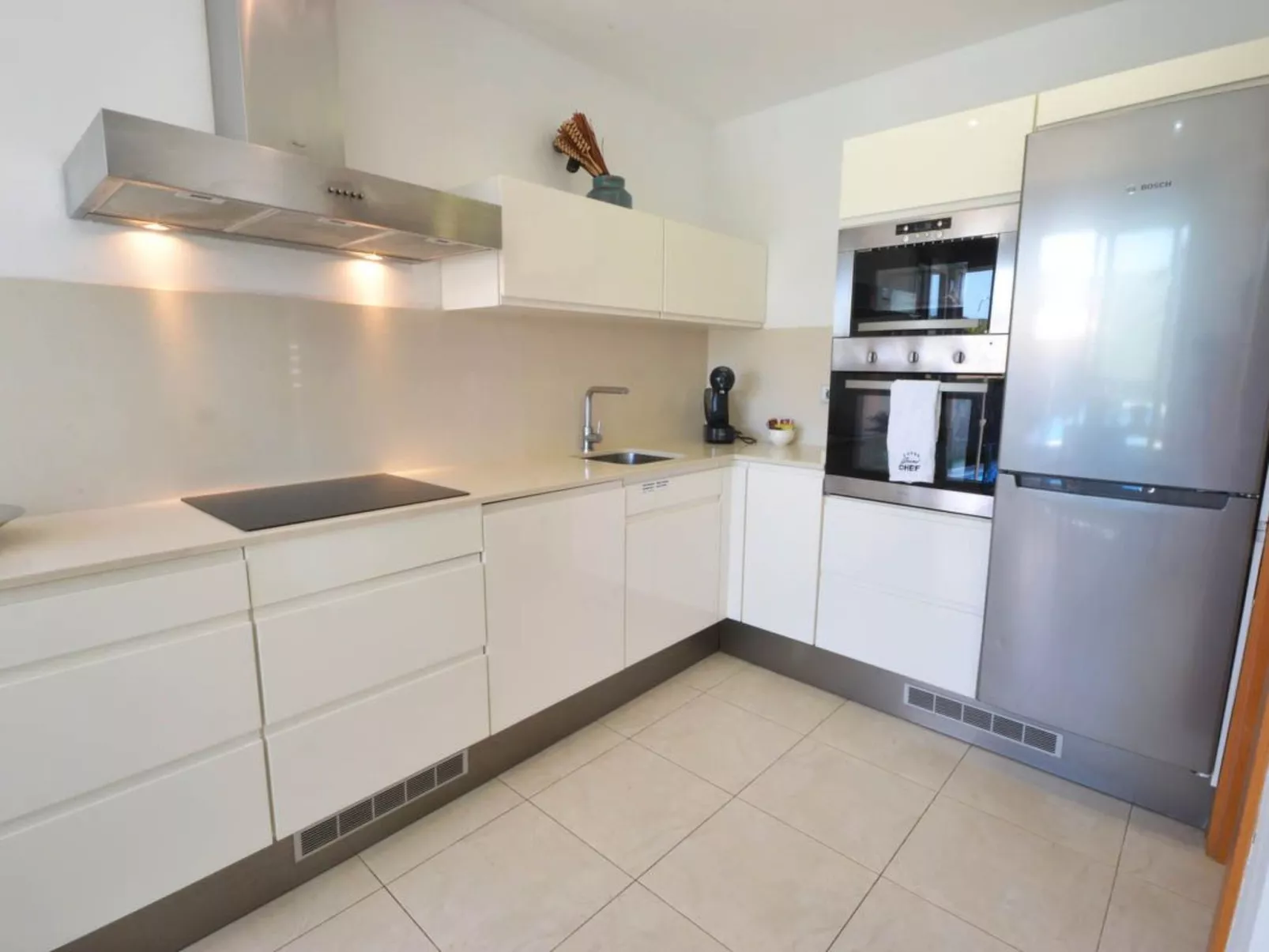 Villa für 4 Personen mit Schwimmbad und balinesi - Image-tags.info