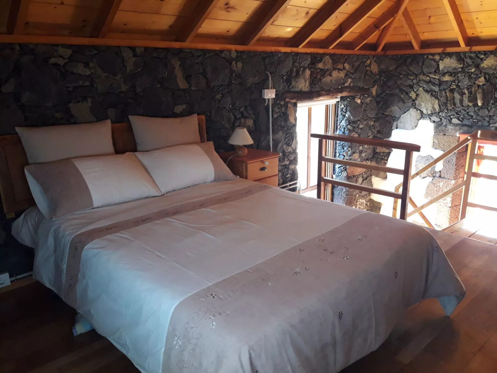 "Casa El Vallito" schönes Steinhaus - Binnen