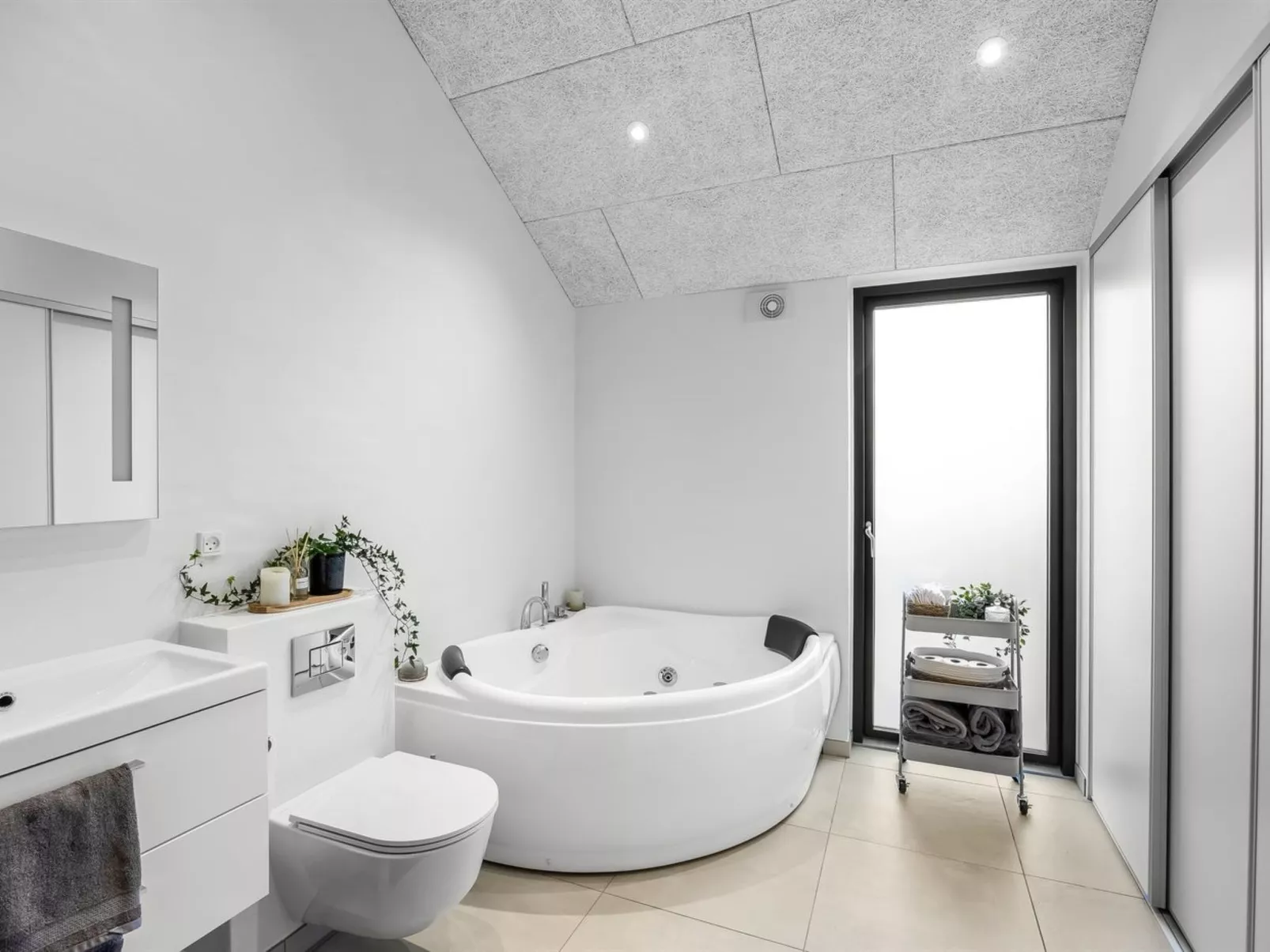 "Damiana" - 1.1km from the sea - Binnen