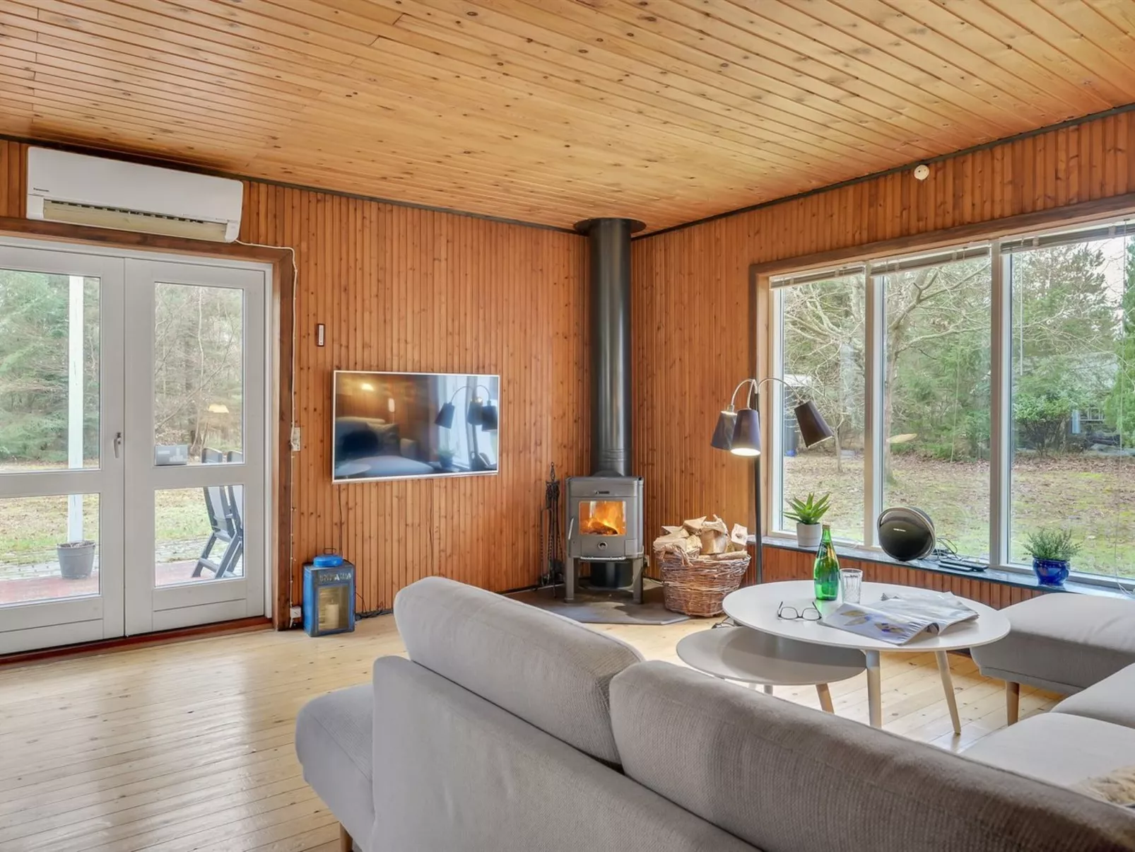 "Rietrikki" - 1.5km from the sea - Binnen