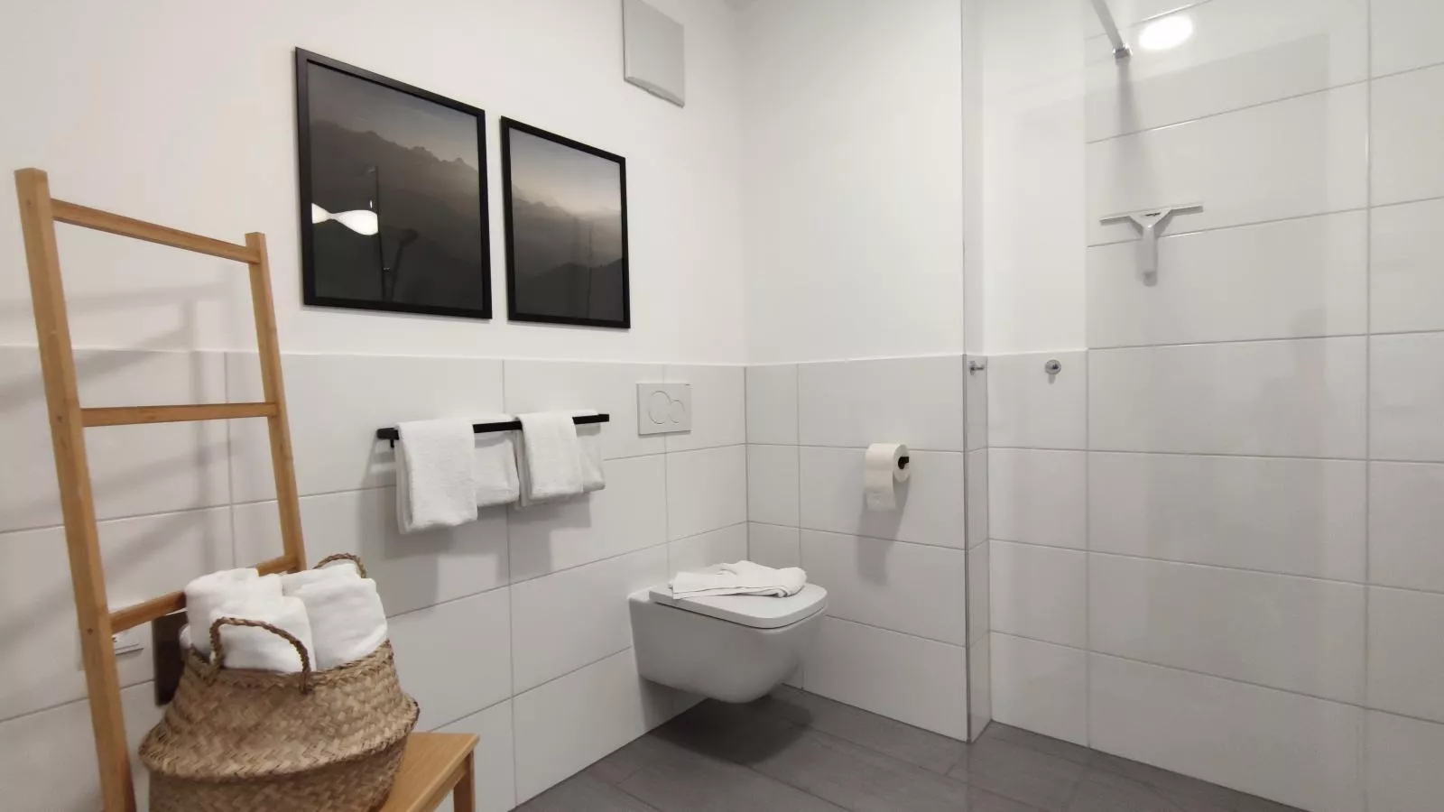 Tirola Platzl-Badkamer