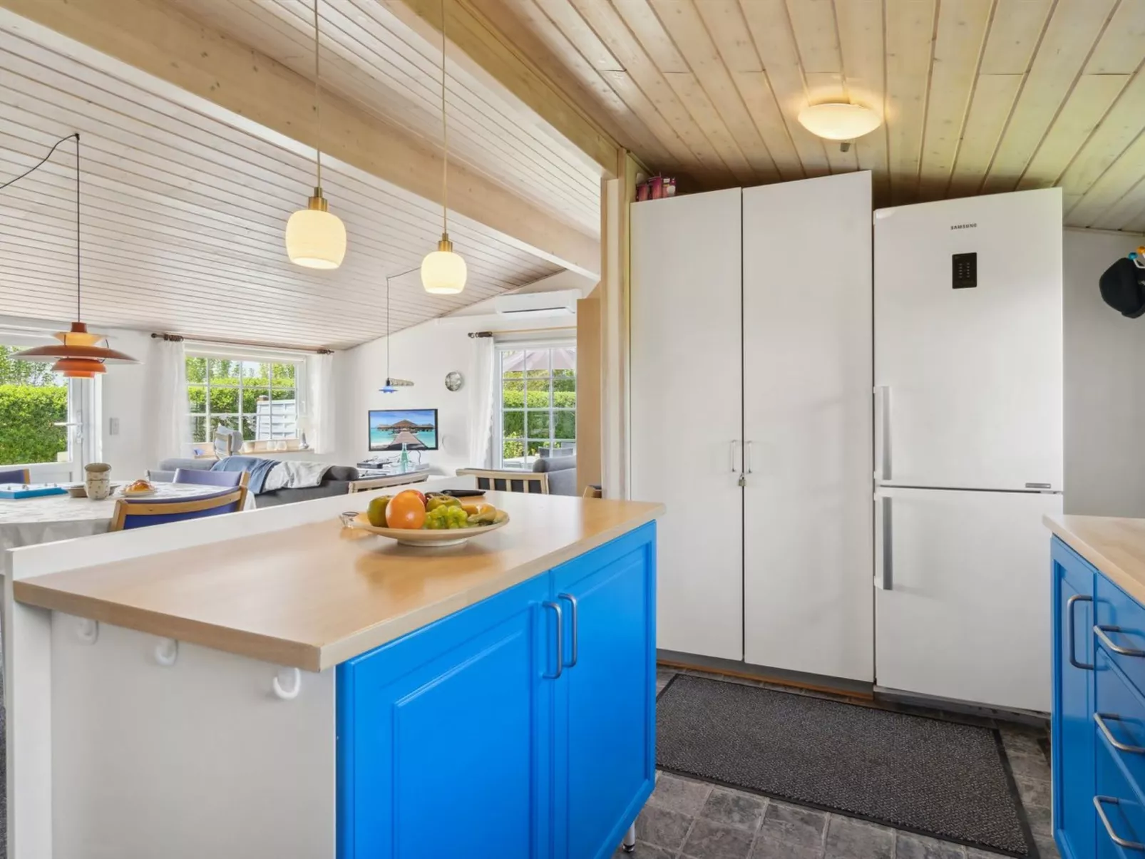 "Amy" - 150m from the sea - Binnen