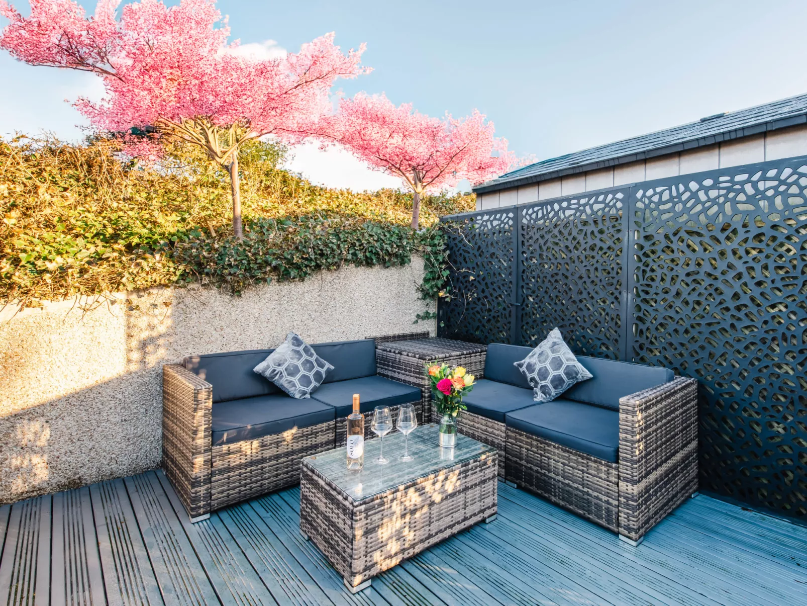 Waters Edge - Binnen