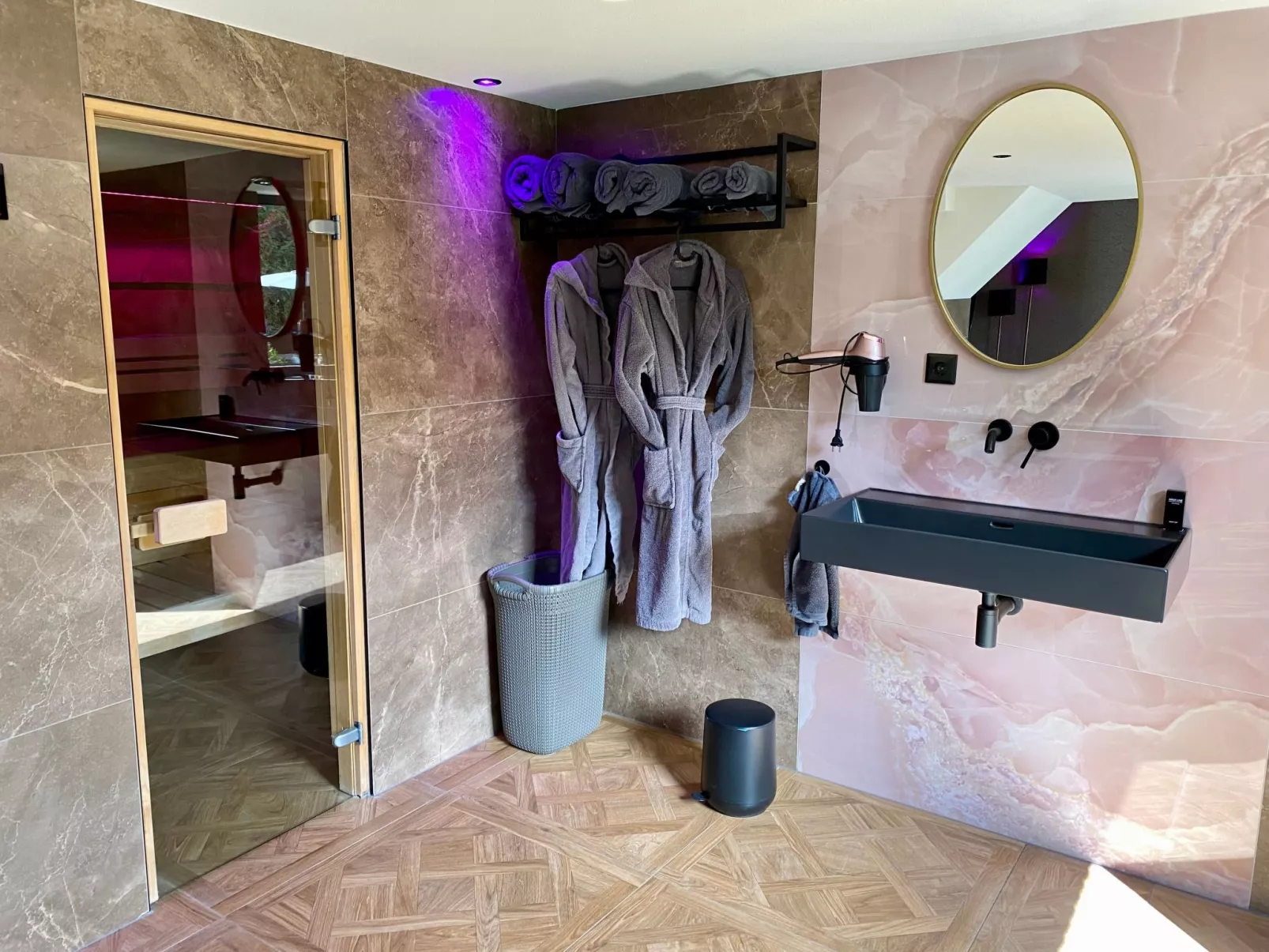 Wellness Suite - Binnen