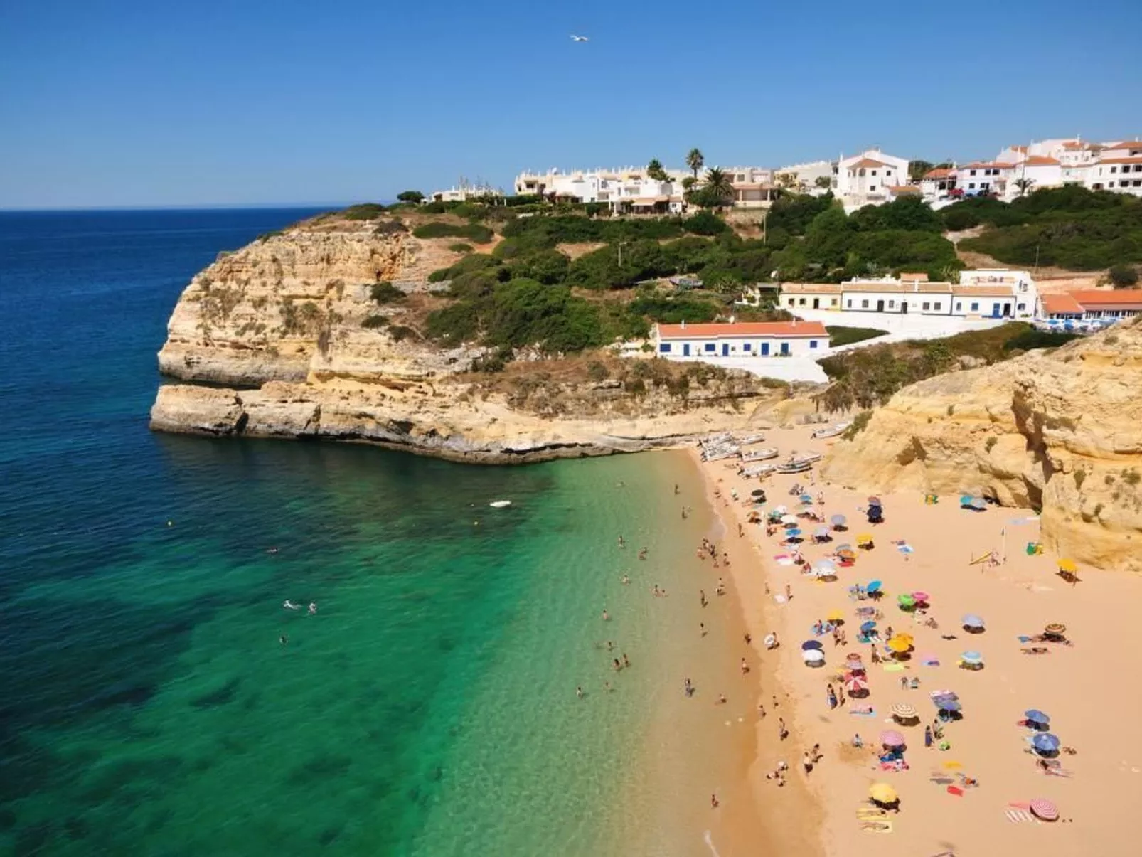 Mit Blick auf das Wasser - Buiten