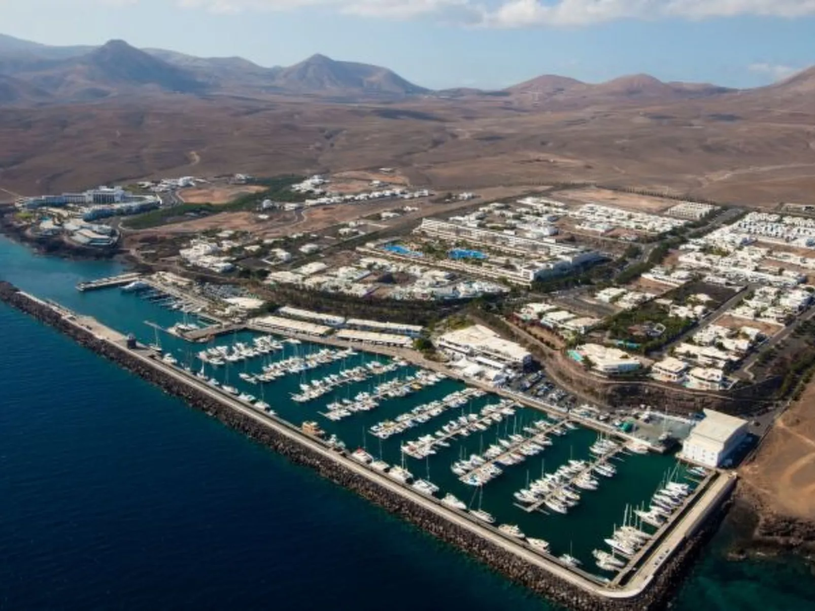 CASA KALISTE, duplex en Puerto Calero - Image-tags.info