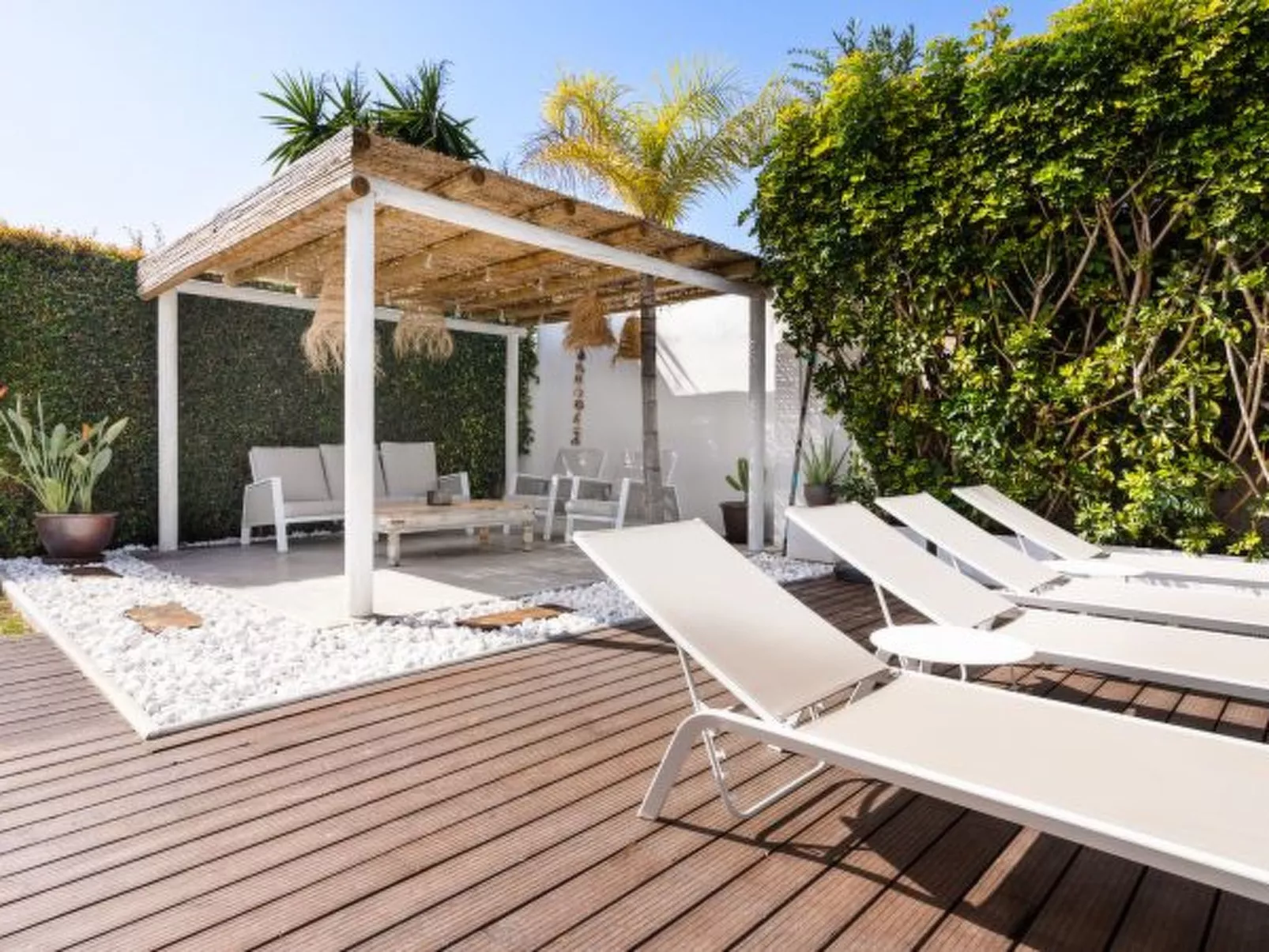 Villa Madrugada, beachside villa in Costabella - Image-tags.info