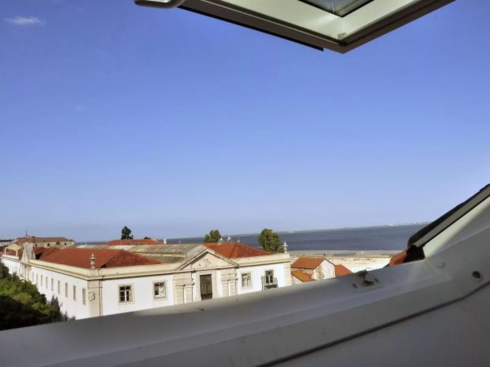 Alfama District Apartments - Santiago - Buiten