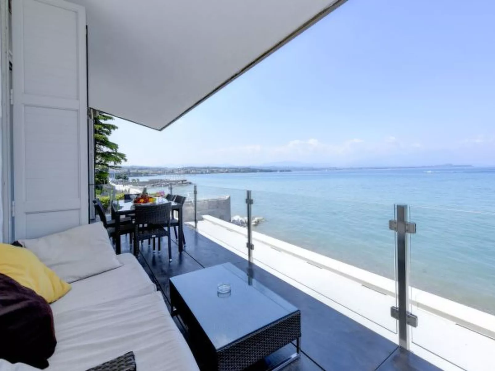 DesenzanoLoft Villa Meraviglia am See - Image-tags.info