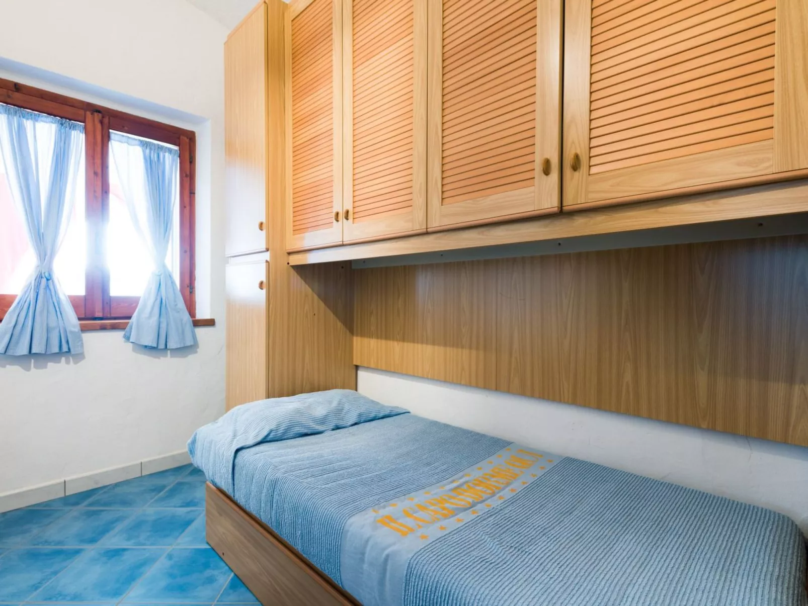 Haus in Calasetta mit Grill und Garten - Binnen