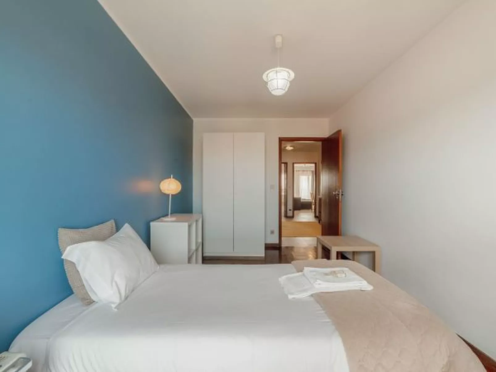 ESPINHO MODERN 3 BEDROOM APARTMENT by VACATIONY - Binnen