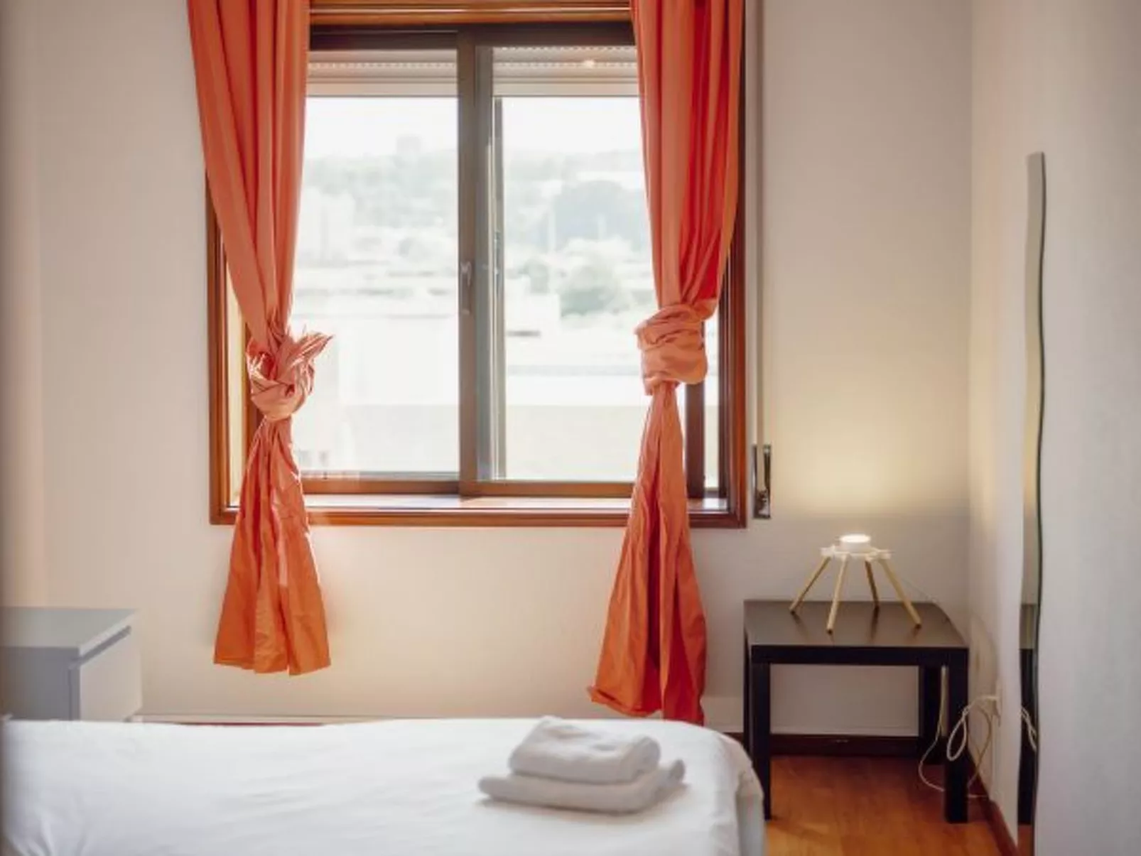 MATOSINHOS SEA SIDE 2BD by VACATIONY - Binnen