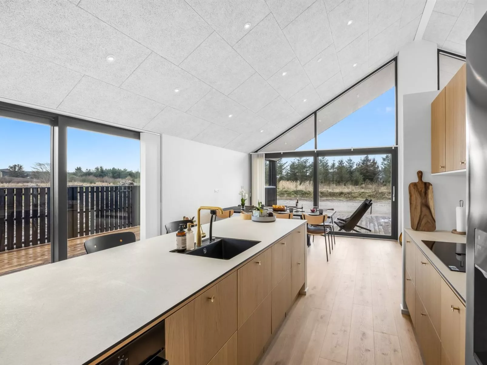 "Damiana" - 1.1km from the sea - Binnen