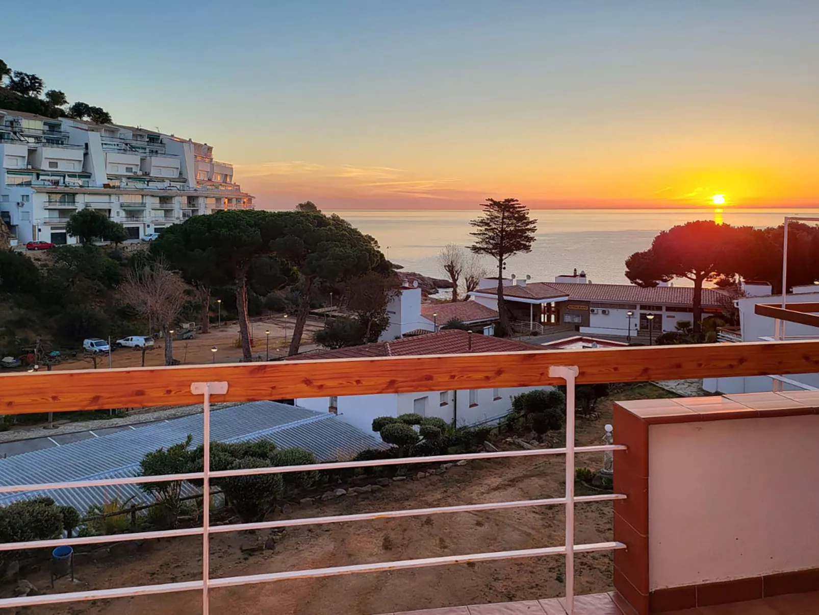 Miramar Salions - Buiten