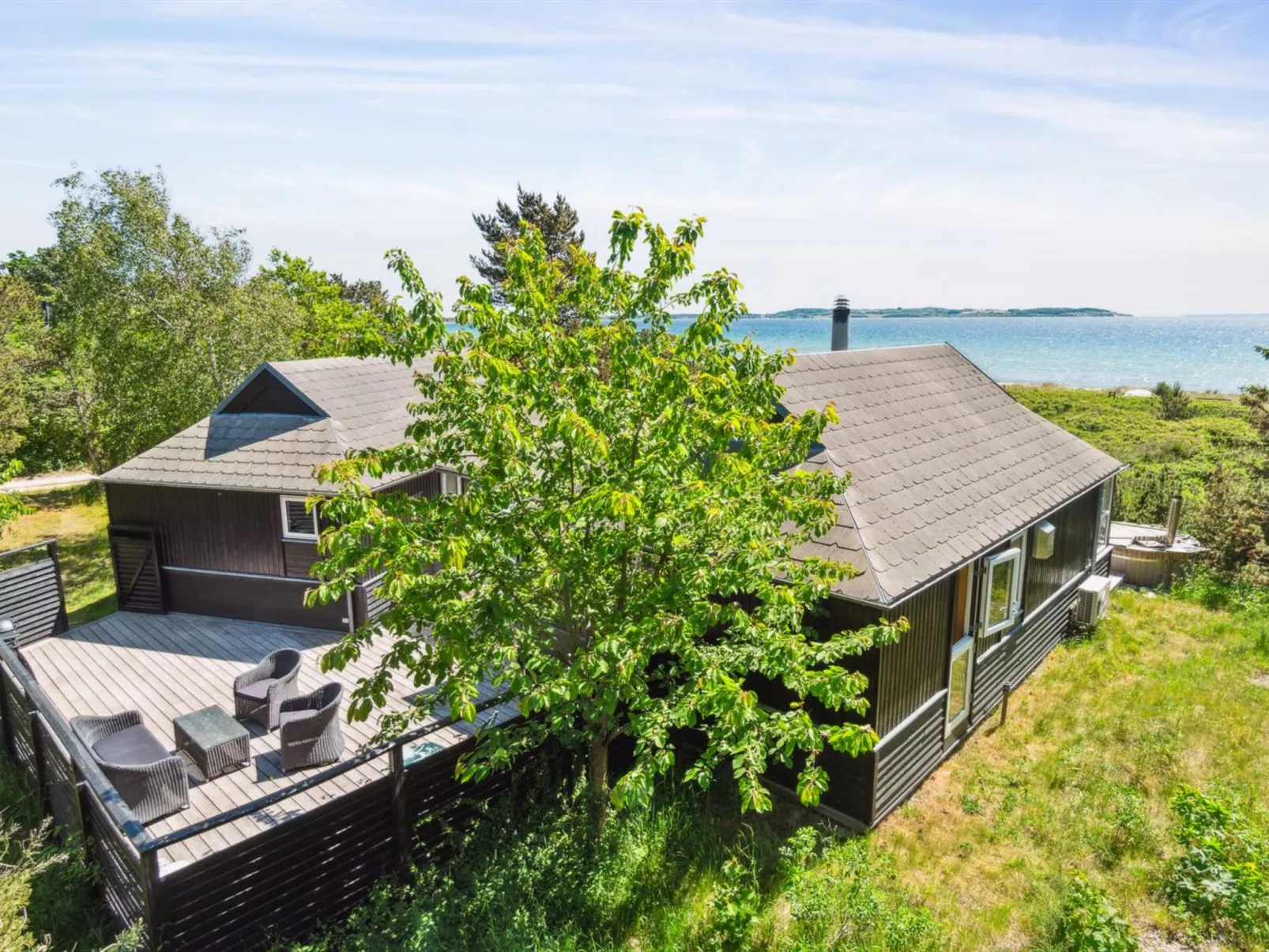 "Klint" - 25m from the sea - Buiten