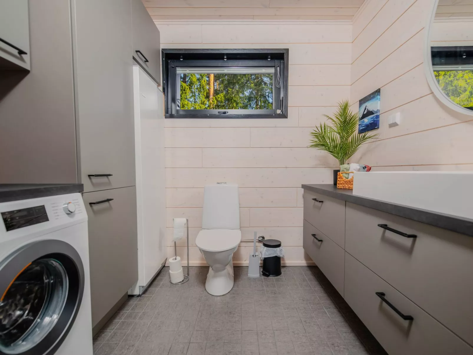 Sjöboda hill - Binnen