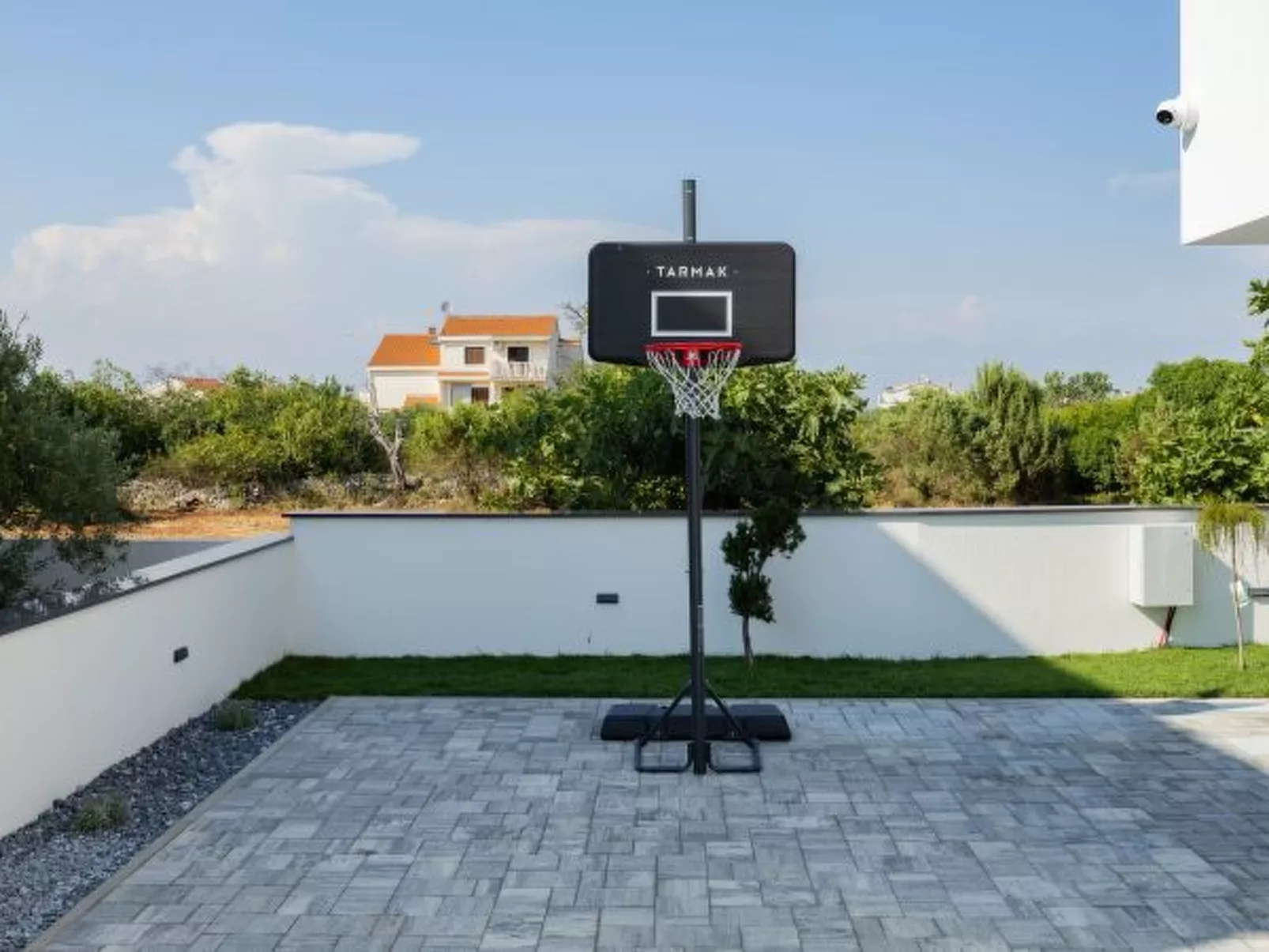 Villa Elena with two pools and spa - Image-tags.info