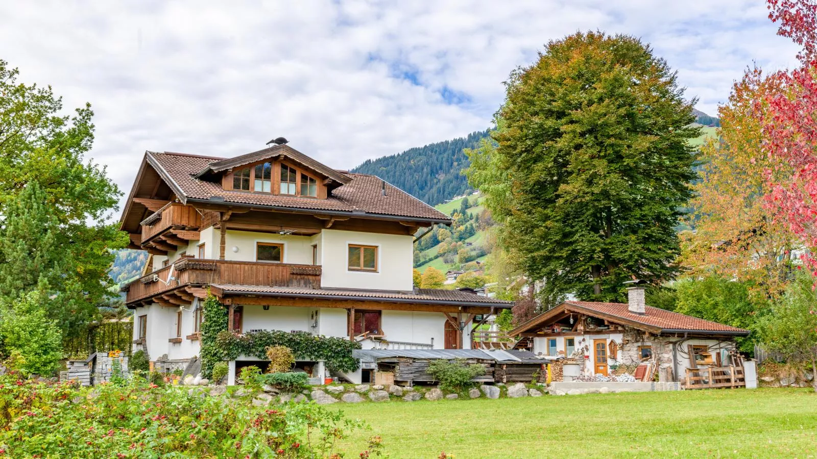 Appartement Brixnerwirt II-Buitenkant zomer