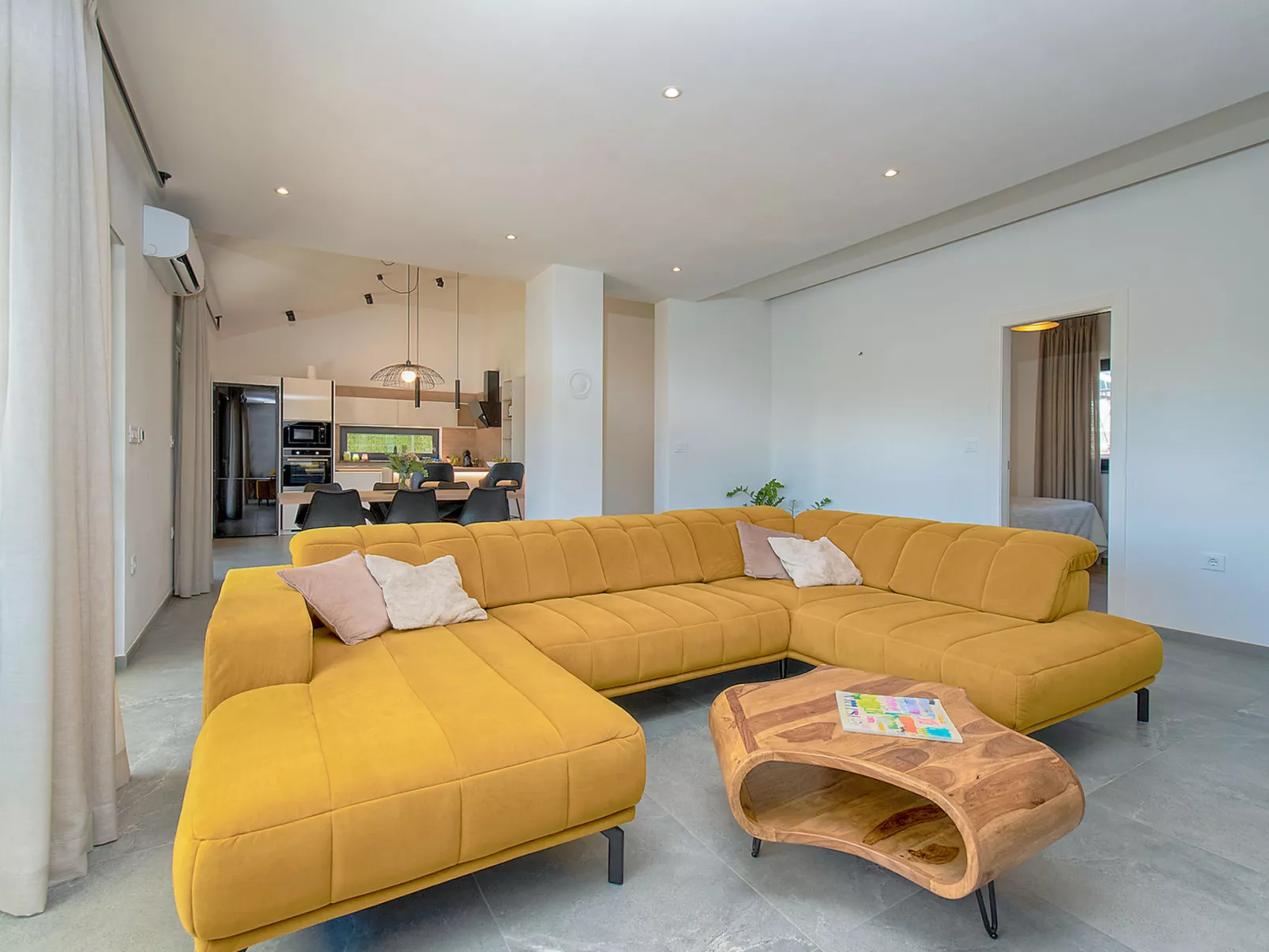 House 2406 - Image-tags.info