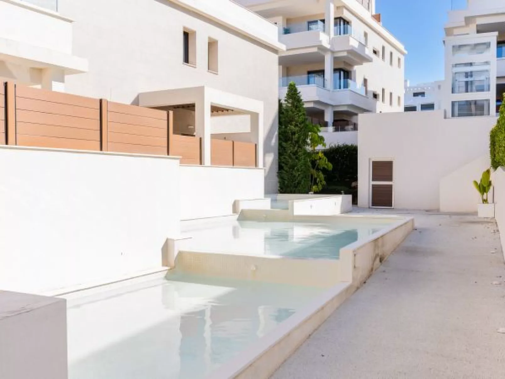 Jardinana - apartment with two bedrooms close to b - Image-tags.info