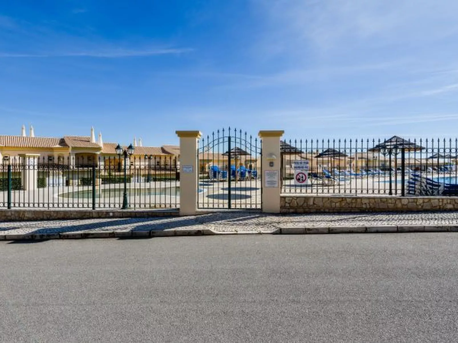 Boavista Charming Apartment - Buiten