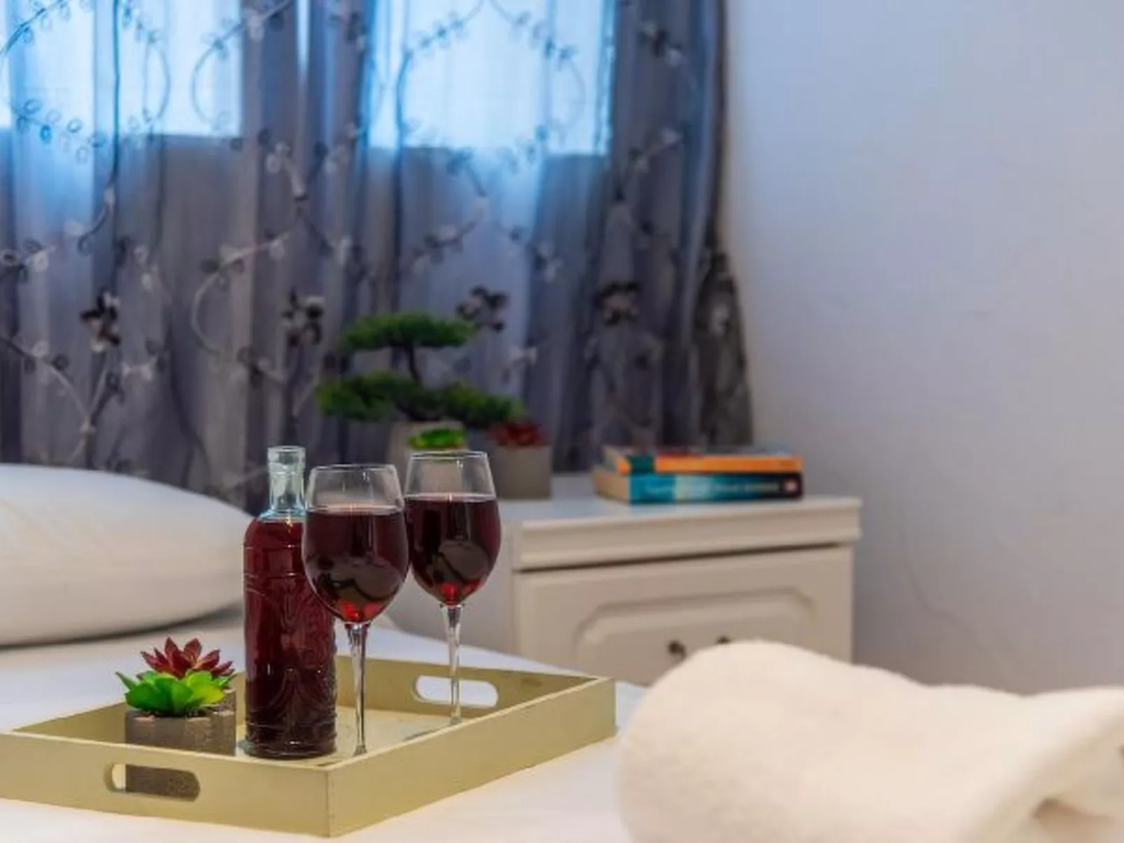 Apartment Penyon - PlusHolidays - Image-tags.info