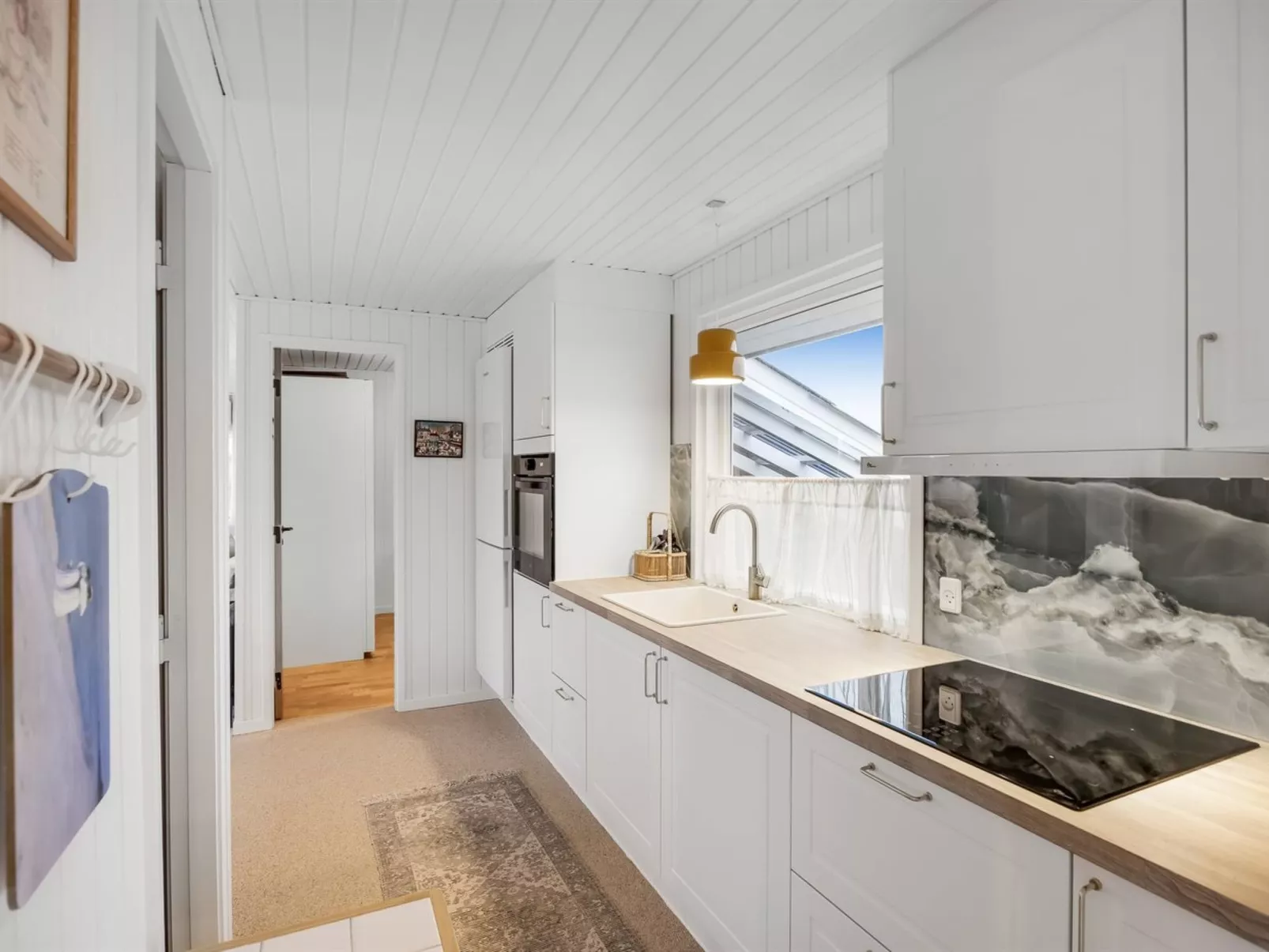 "Alvia" - 250m from the sea - Binnen