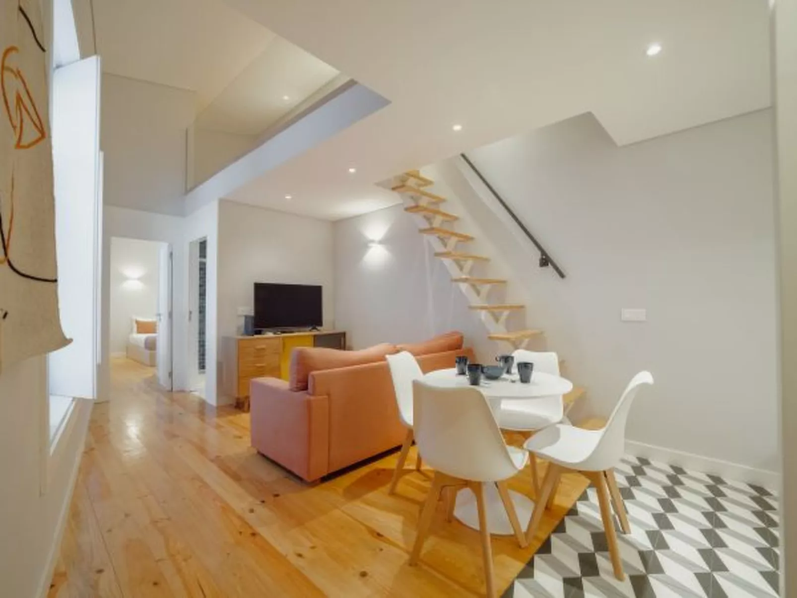 DOWNTOWN AMAZING DUPLEX by VACATIONY - Binnen