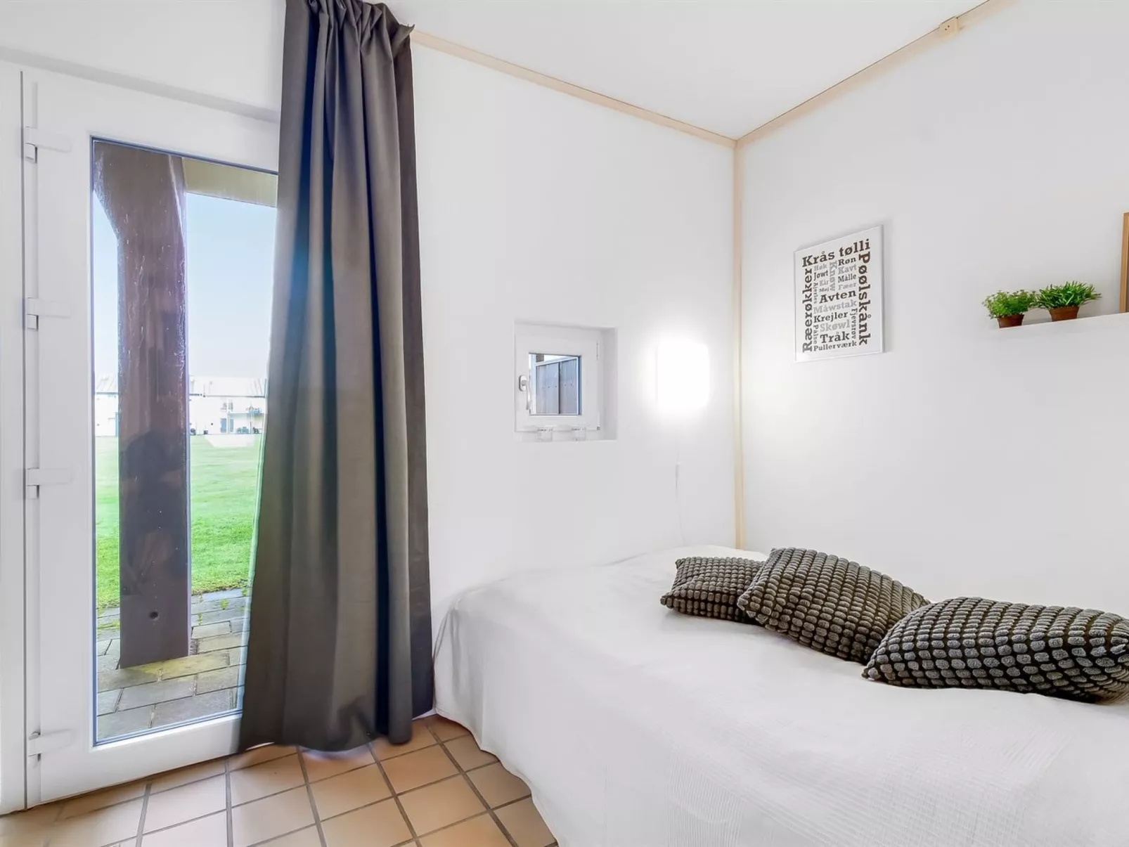 "Solveg" - 150m from the sea - Binnen