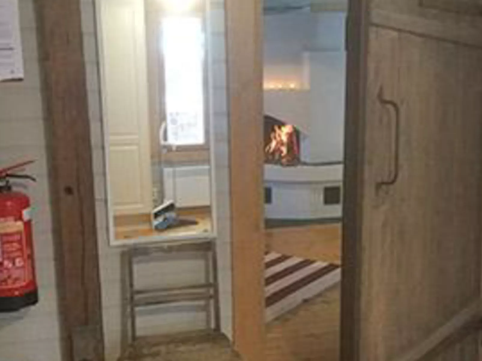 Virtaan väentupa - Binnen