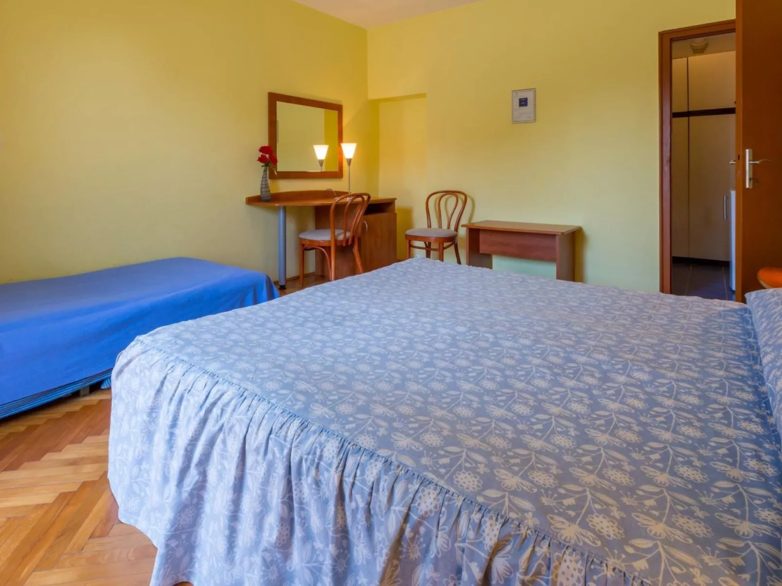 IVANKA 2 / HR-02419-02 - Image-tags.info