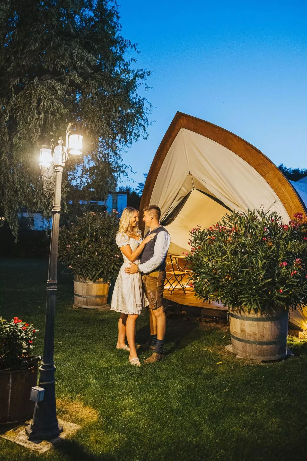 Weinfass-Suite für 2 in Grub an der March - Buiten