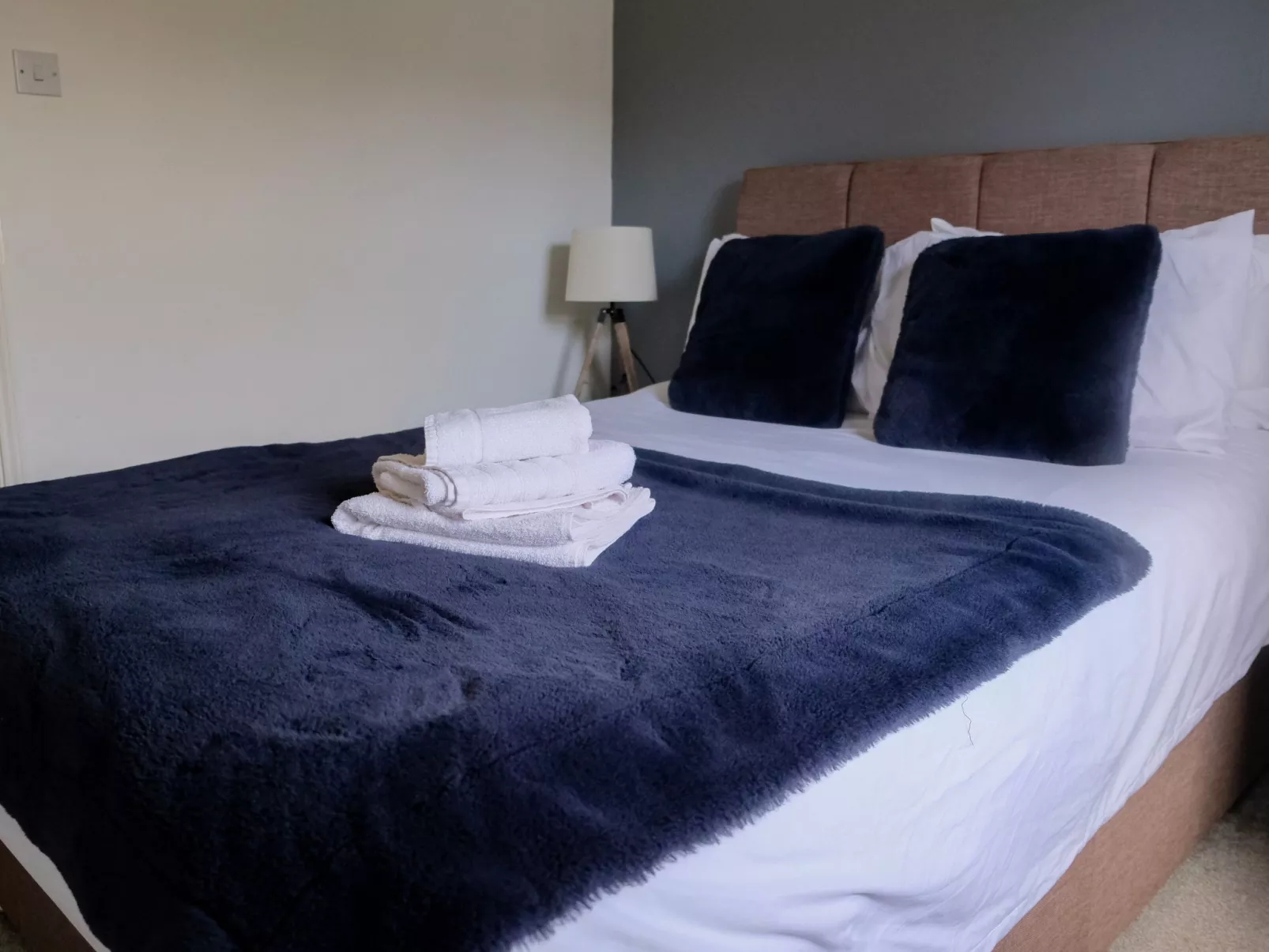 3-Schlafzimmer-Wohnung im georgianischen Stil - beste Lage - 7 Gäste - Binnen