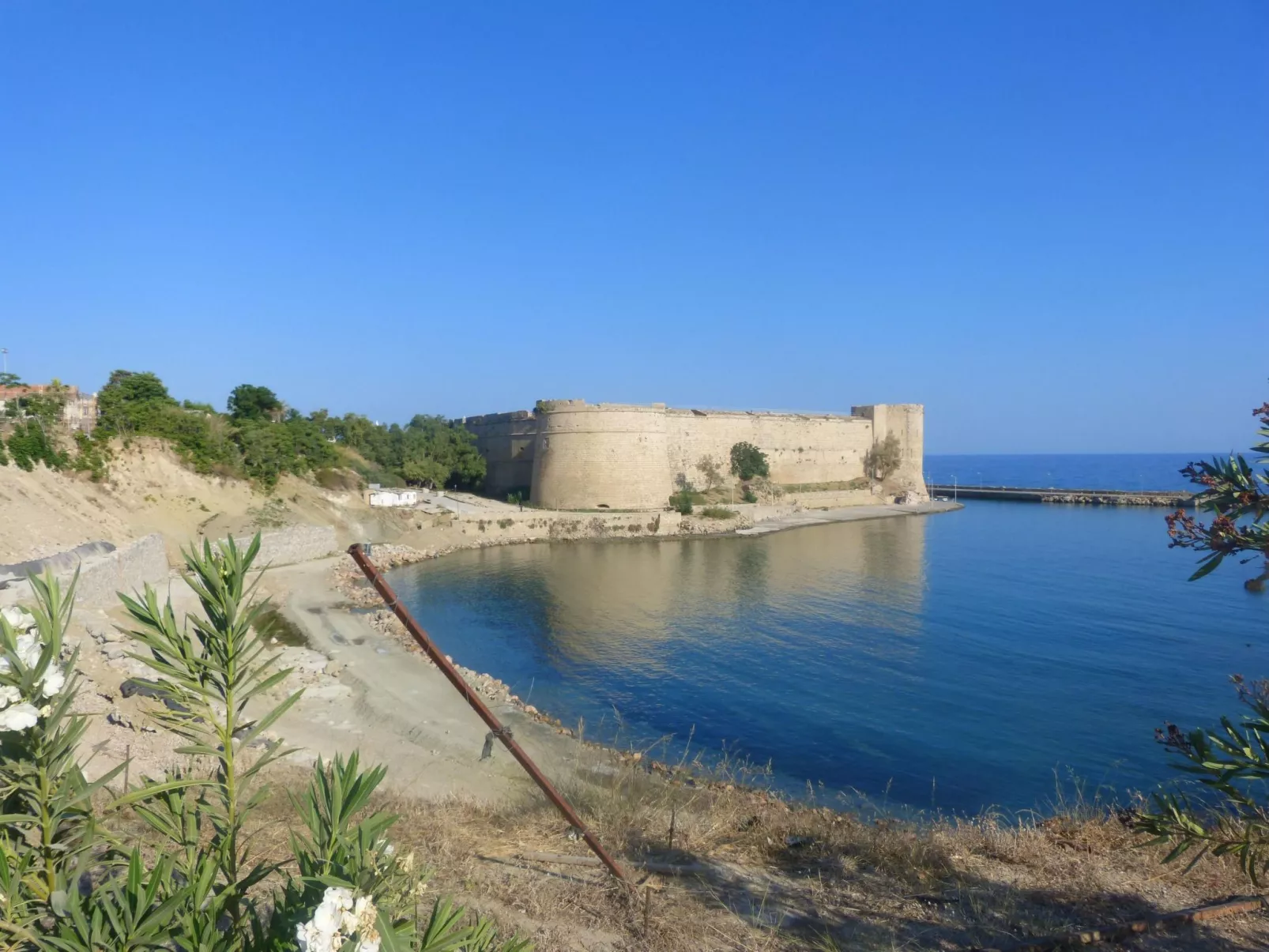 Ferienvilla mit Blick auf das Wasser - Buiten