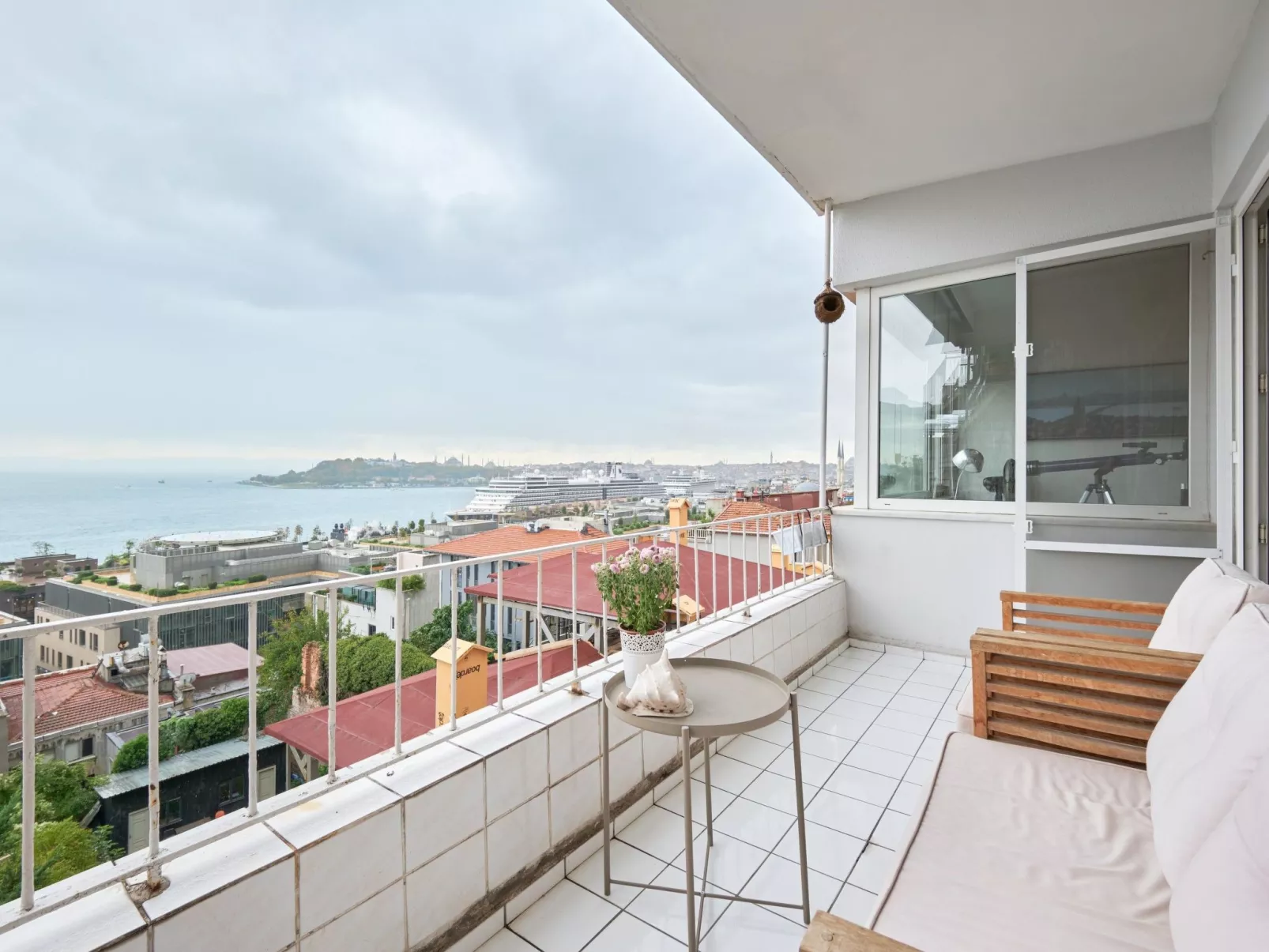 Wohnung mit Blick auf die Halbinsel von Istanbul - Buiten