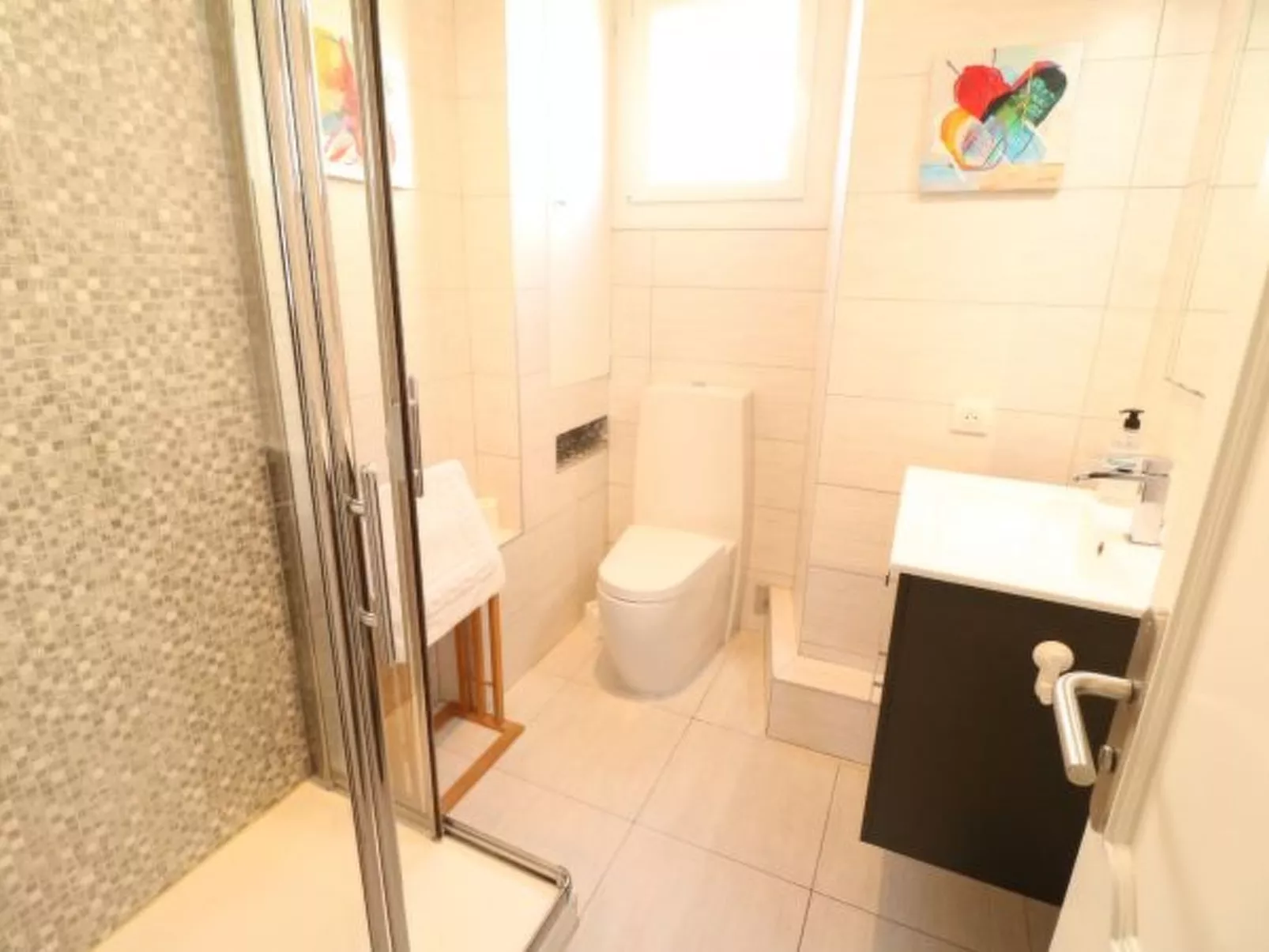 1 bedroom with view on the Old Port 267 - Image-tags.info