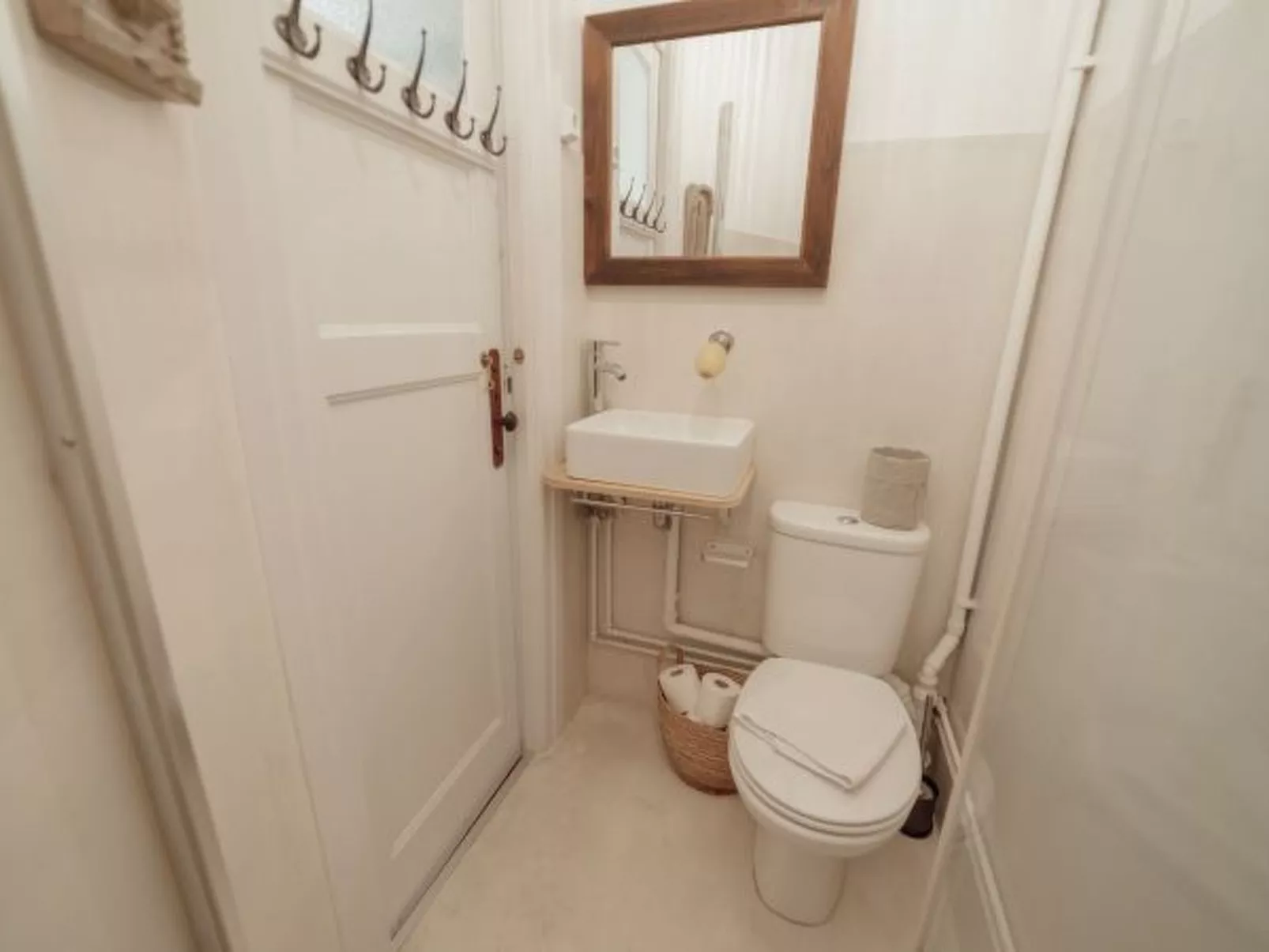 DOWNTOWN RETRO BOLHAO by VACATIONY - Binnen