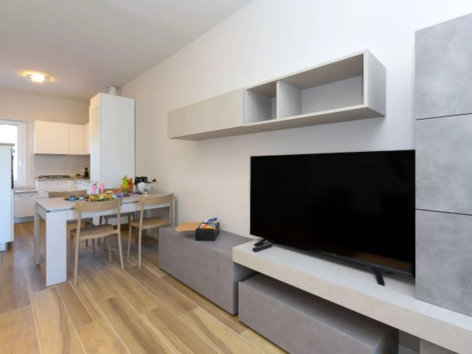 DesenzanoLoft Cappuccino mit privater Garage - Image-tags.info