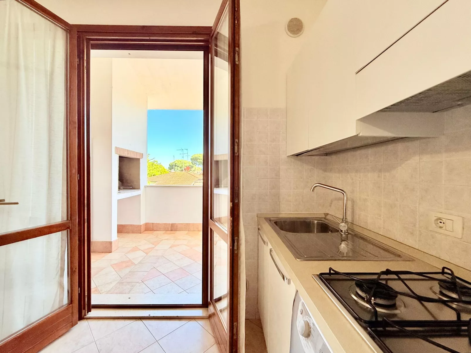 Chalet, Terrasse mit Kamin, privater Garten - Image-tags.info