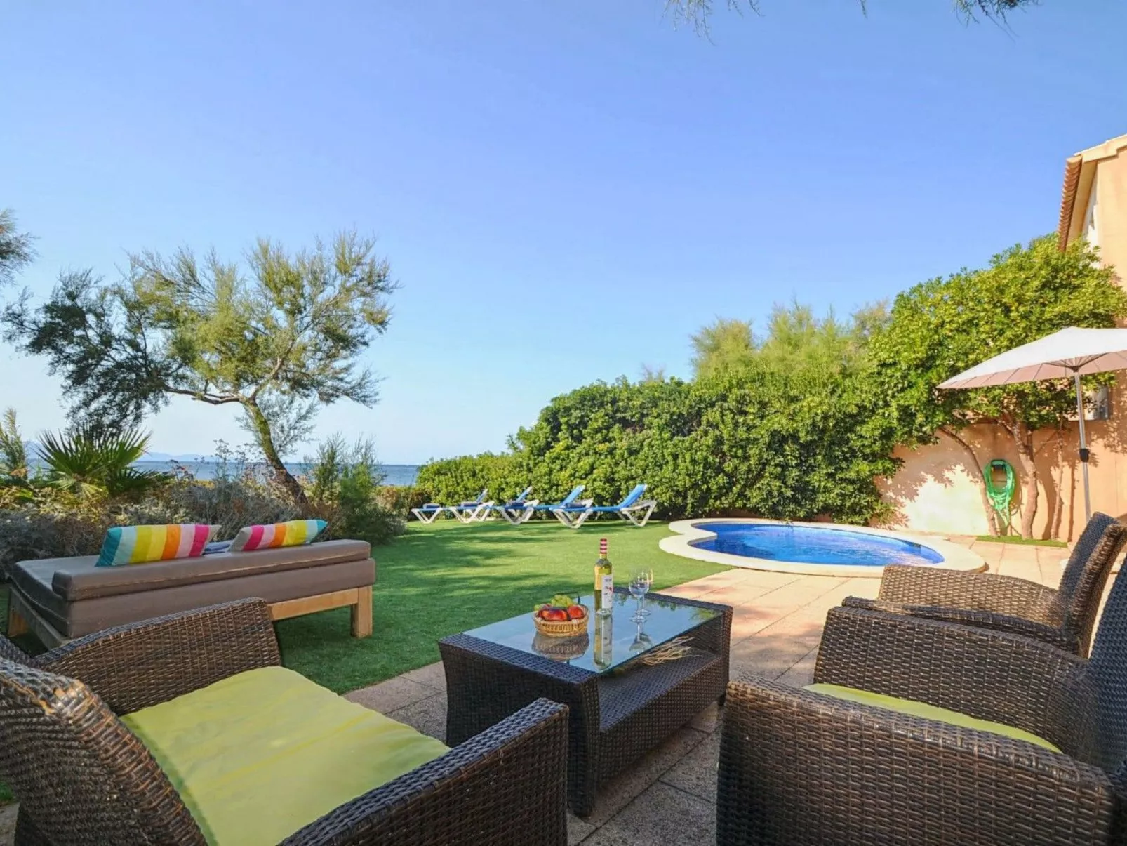 Gemütliches Ferienhaus in Urbanització S'estanyol mit Privatem Pool - Image-tags.info