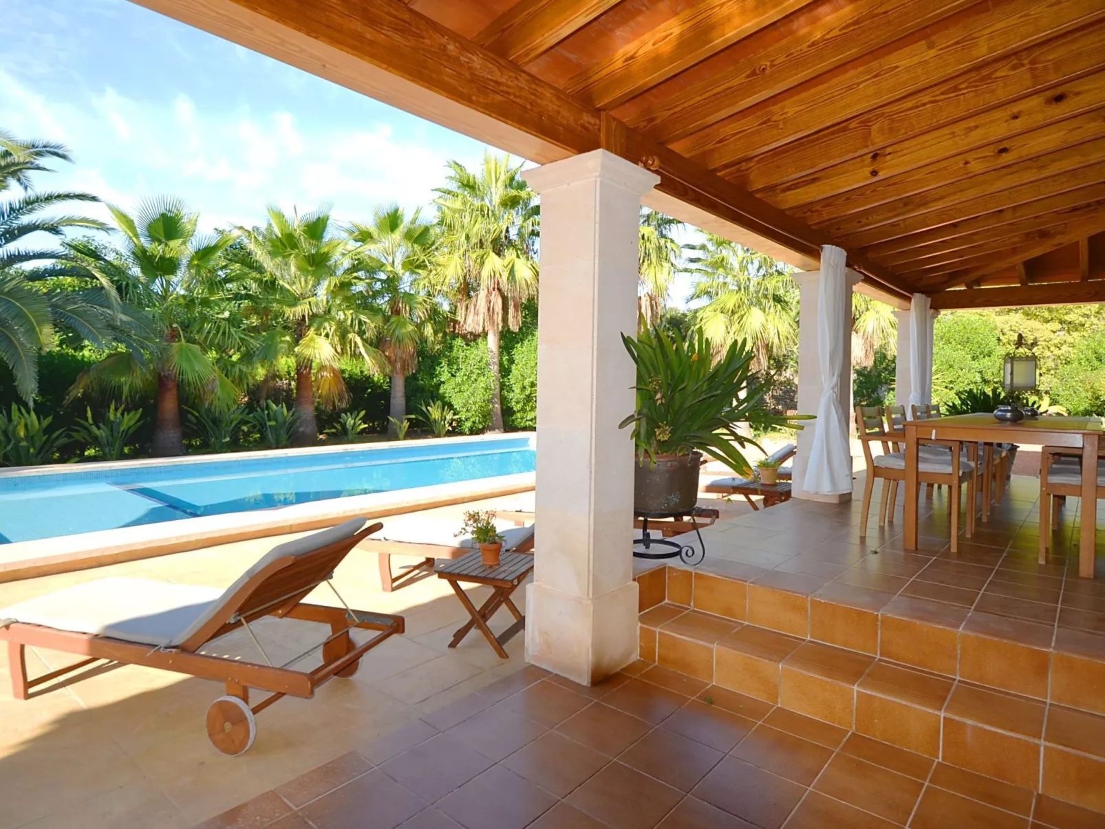 Wunderschön restauriertes Landhaus - Buiten