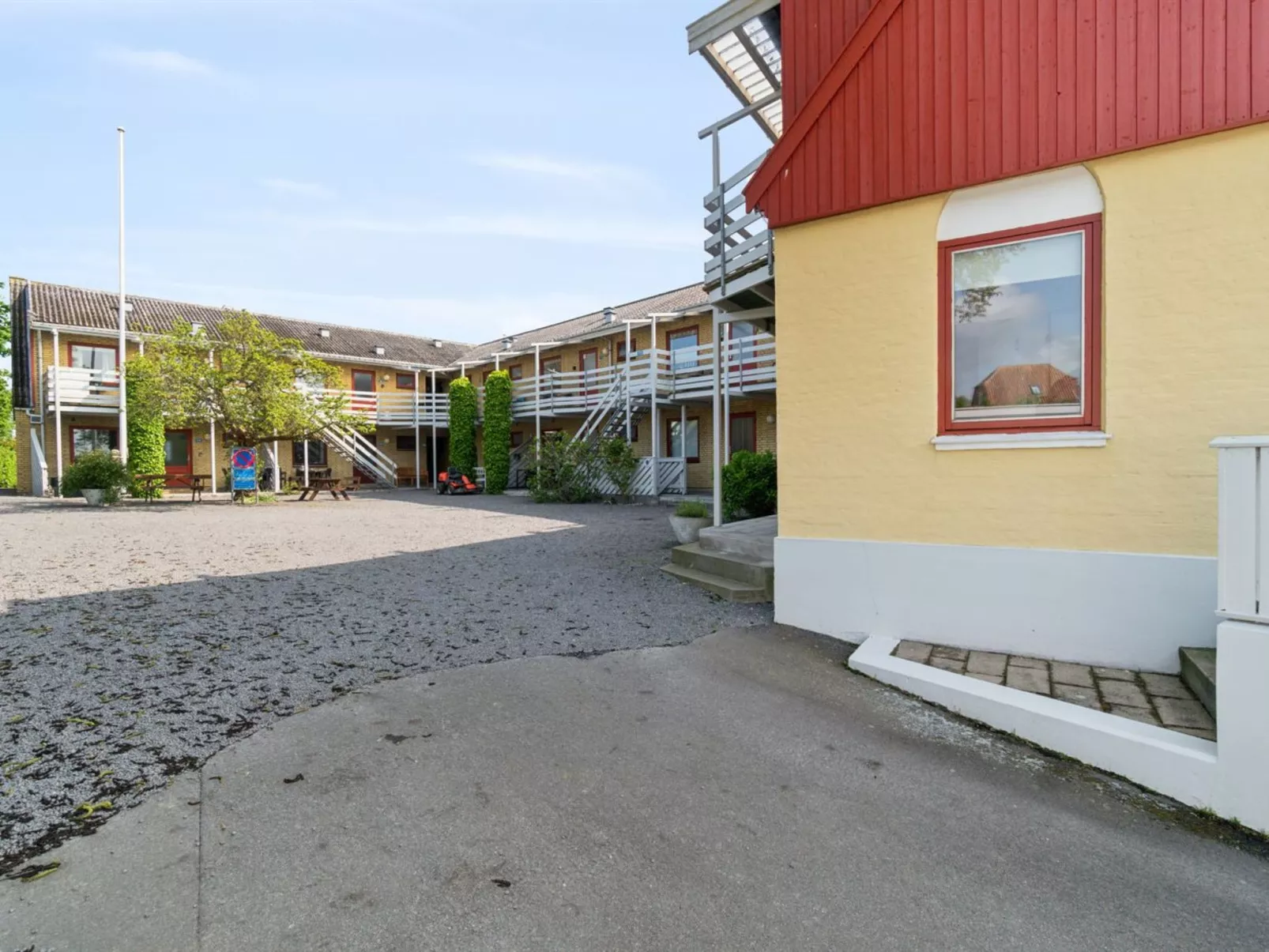 "Kamile" - 400m from the sea - Buiten