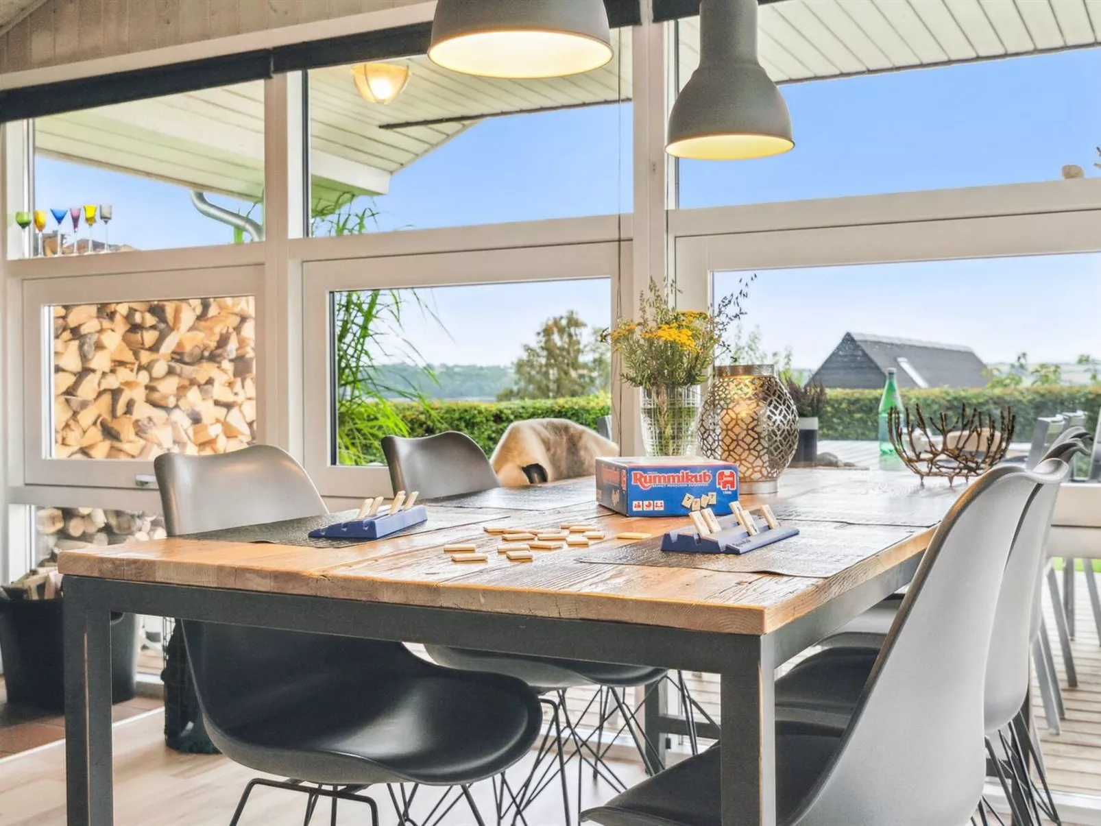 "Hjalmsvider" - 300m from the sea - Binnen