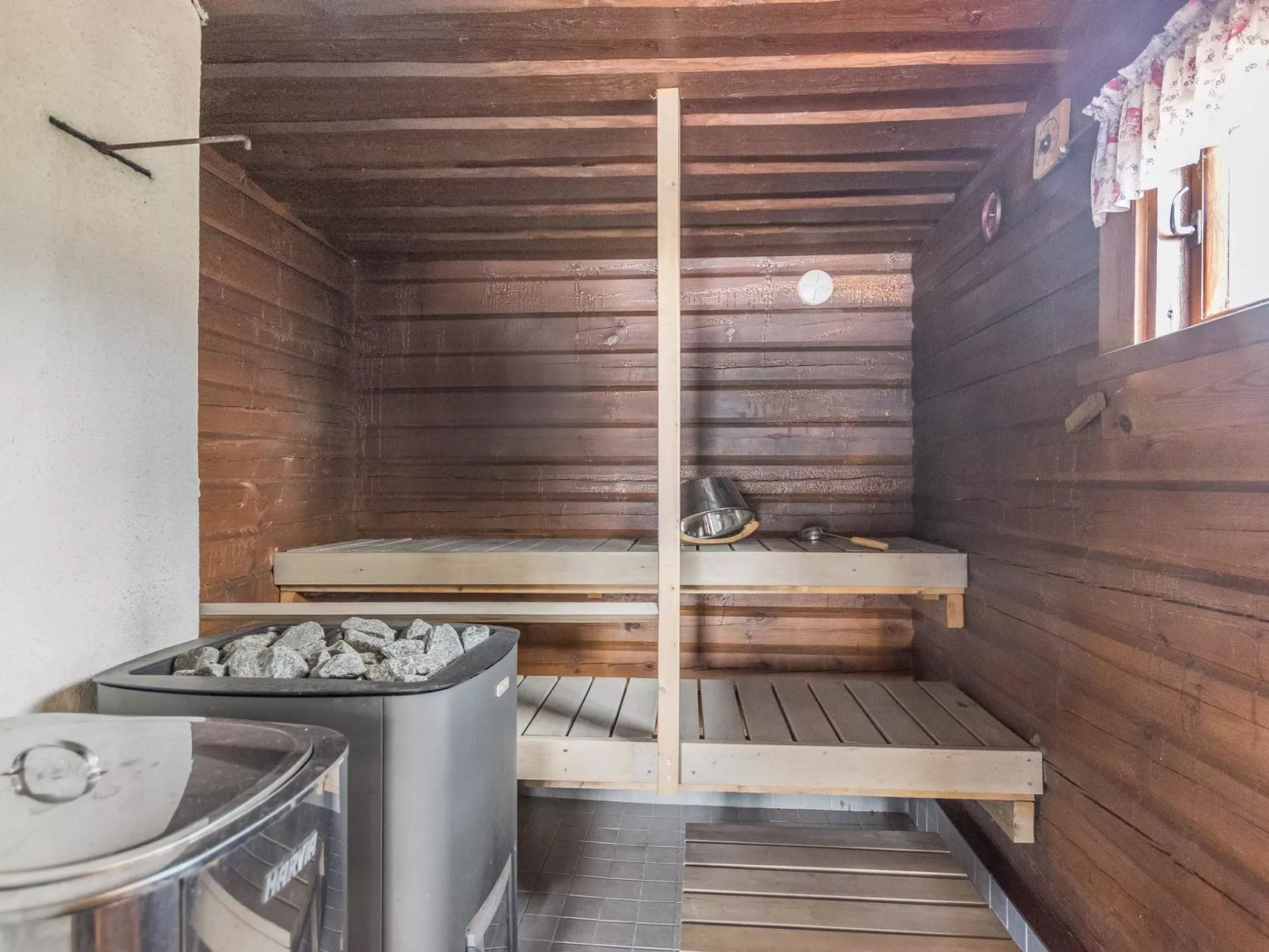 Villa iloinen - Binnen