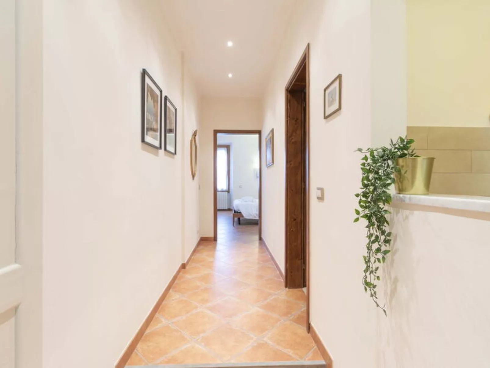 Vintage Apartment In Florence - Binnen