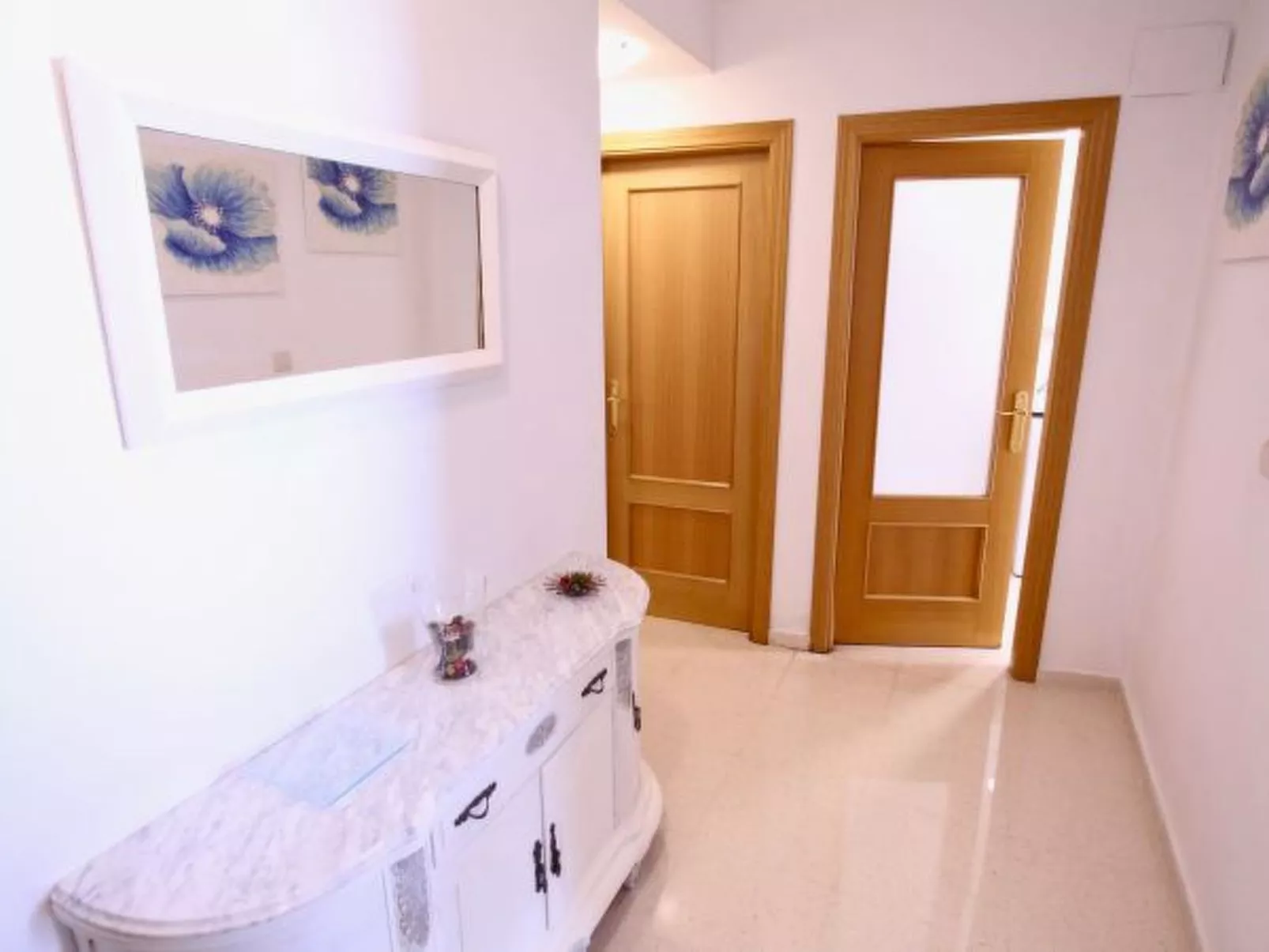 APARTAMENTO POSTIGUET CON BALCON - Binnen