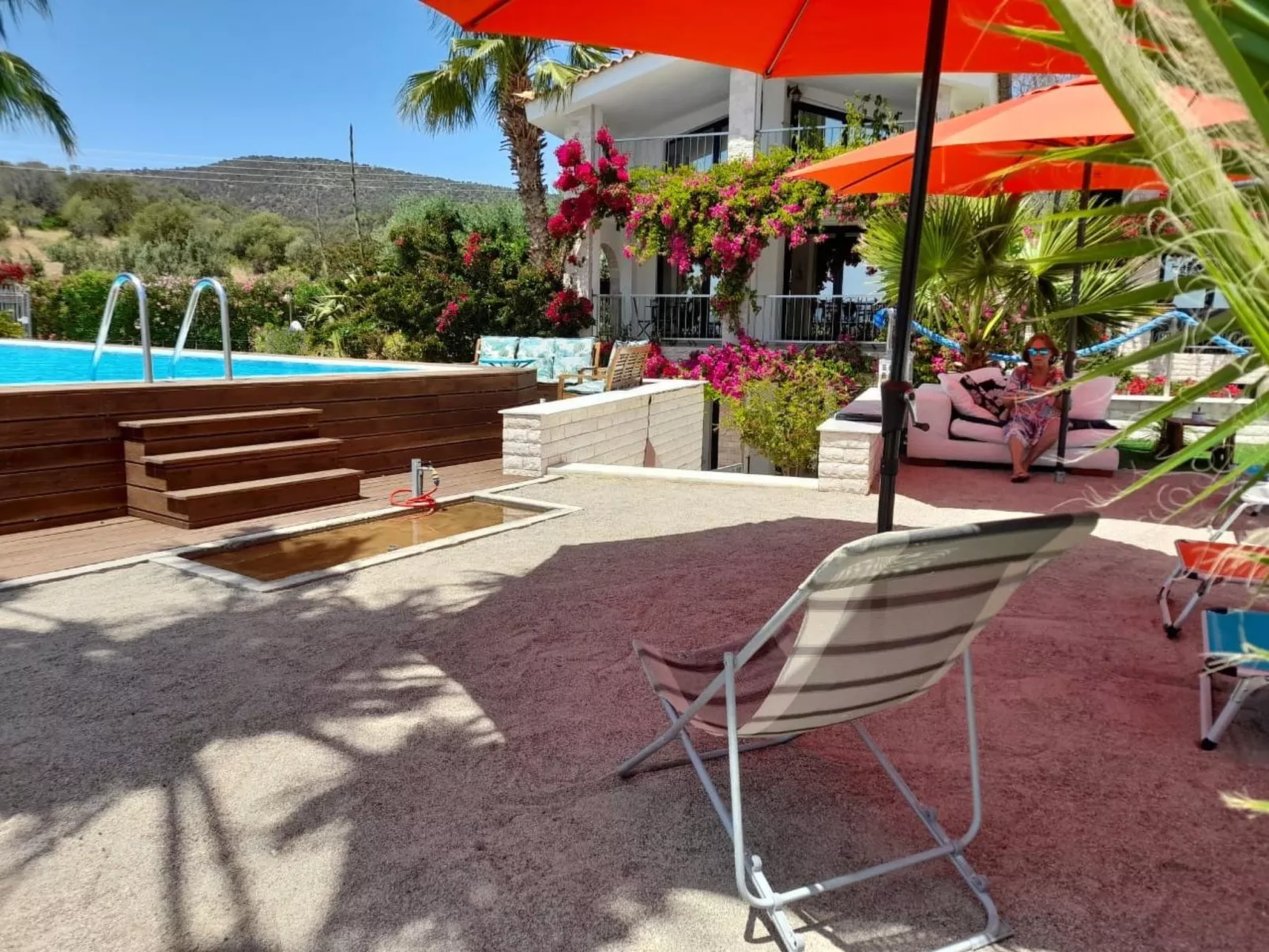 In Ermioni mit Grill, gemeinschaftlichem Pool und Terrasse - Buiten