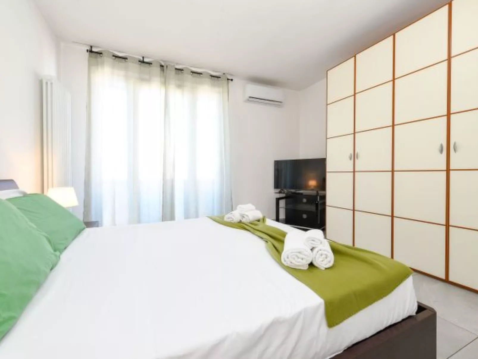 Desenzanoloft Lighthouse Apartment - Image-tags.info